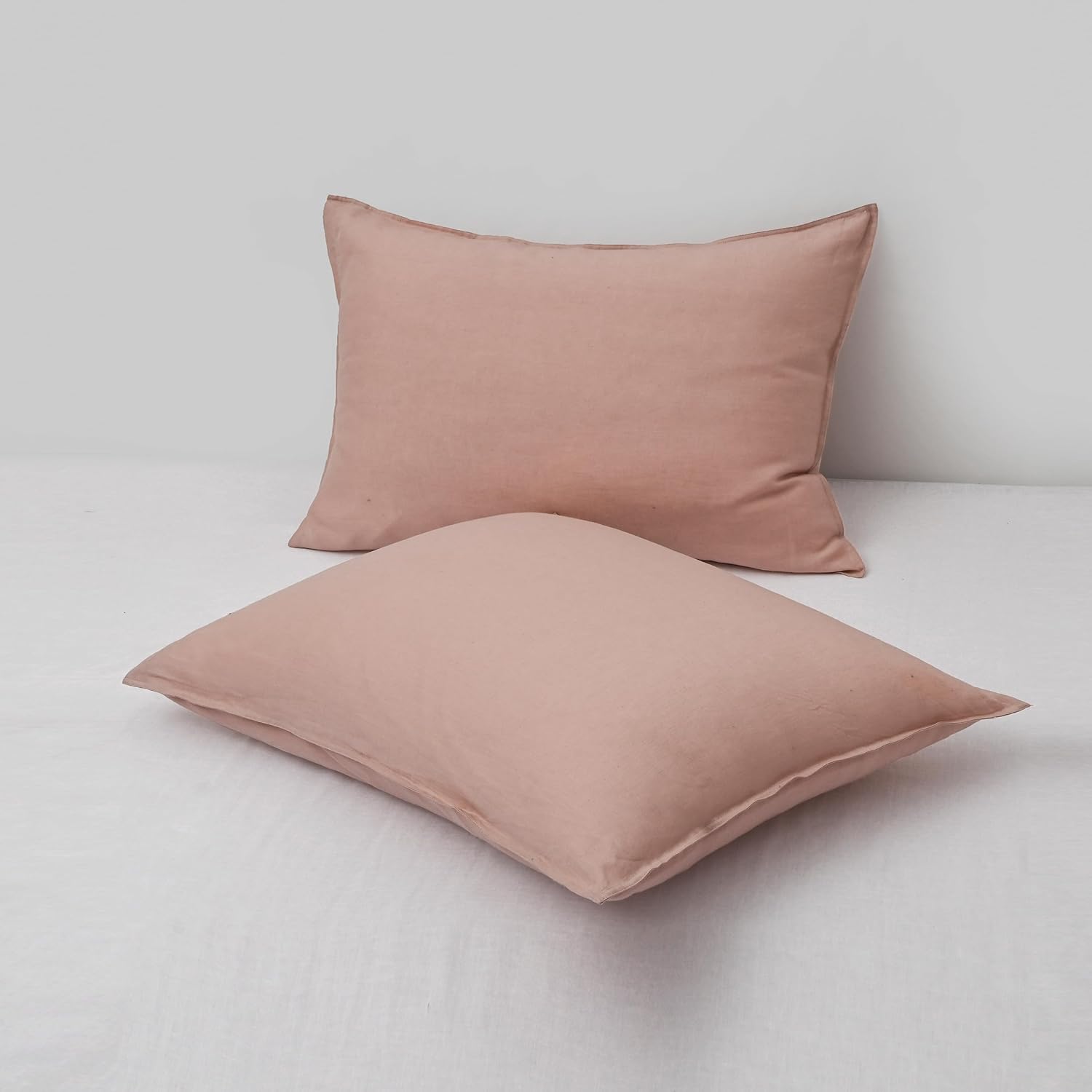 Chuffed Linen Pillowcases 2 Pack 100% Linen Standard Pillow Cases, Breathable and Cooling Washed Pillowshams with Zipper Closure, 20x26 Inc…