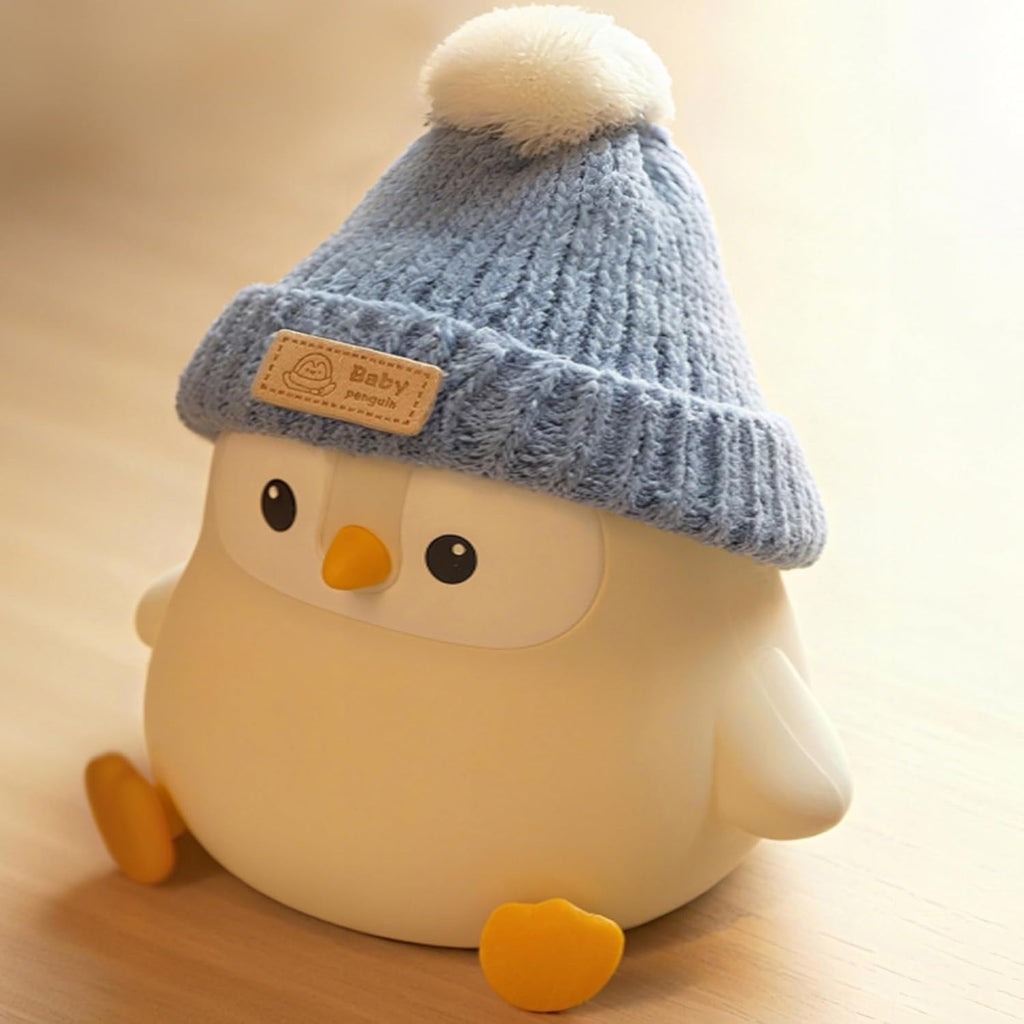 FAMIDUO-BrightenYourLife FAMIDUO Penguin Night Light with Knit Hat, Cute Silicone Nursery Lamp - Dimmable Squishy Animal Light - Heartwarmi…