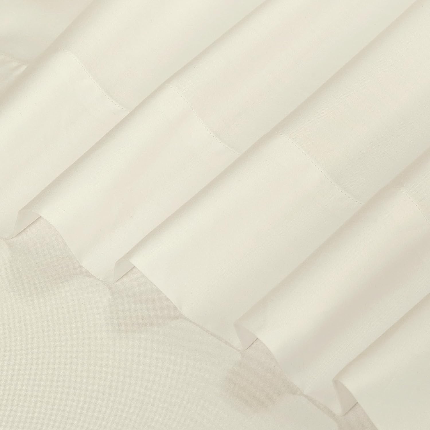 Royalelinens ROYALE LINENS Bamboo Viscose King Sheet Set - Cooling Bed Sheet Set - 1 Fitted, 1 Flat & 2 Pillowcase - Fits Up to 16" - Organ…