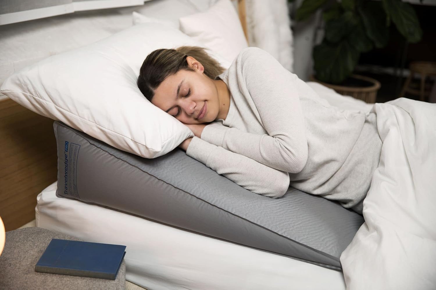 Travelwedgeoffersapremiumselectionofinflatablebedwedgeproducts Self-Inflating Bed Wedge Pillow | Lightweight for Travel | Wedge Pillow for…