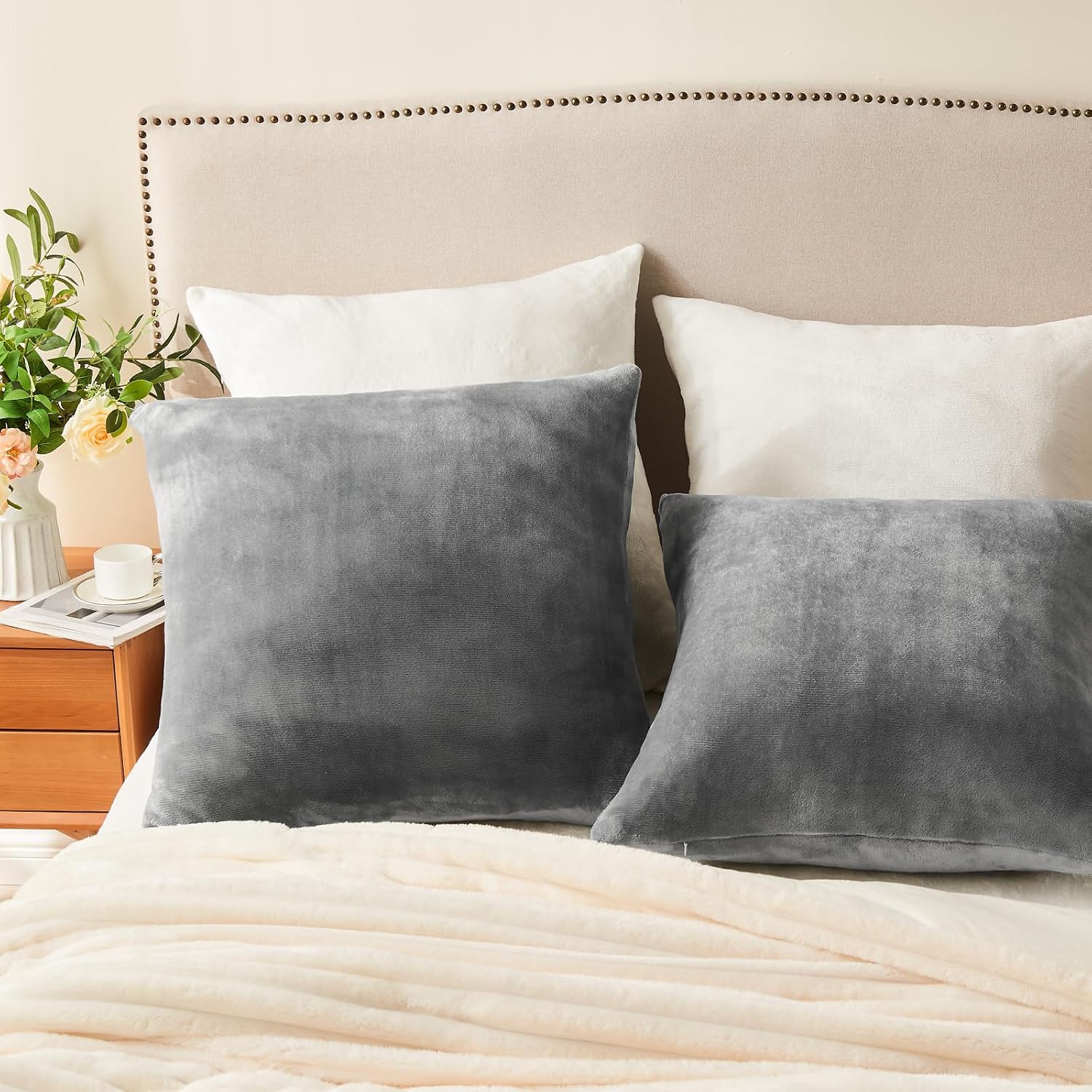 Bedelite Velvet Pillow Covers 26x26 with Zipper, 2 Pack Super Soft Square Pillow Covers for Bedroom, Sofa, Couch, Luxury Cozy Fleece Pillowc…