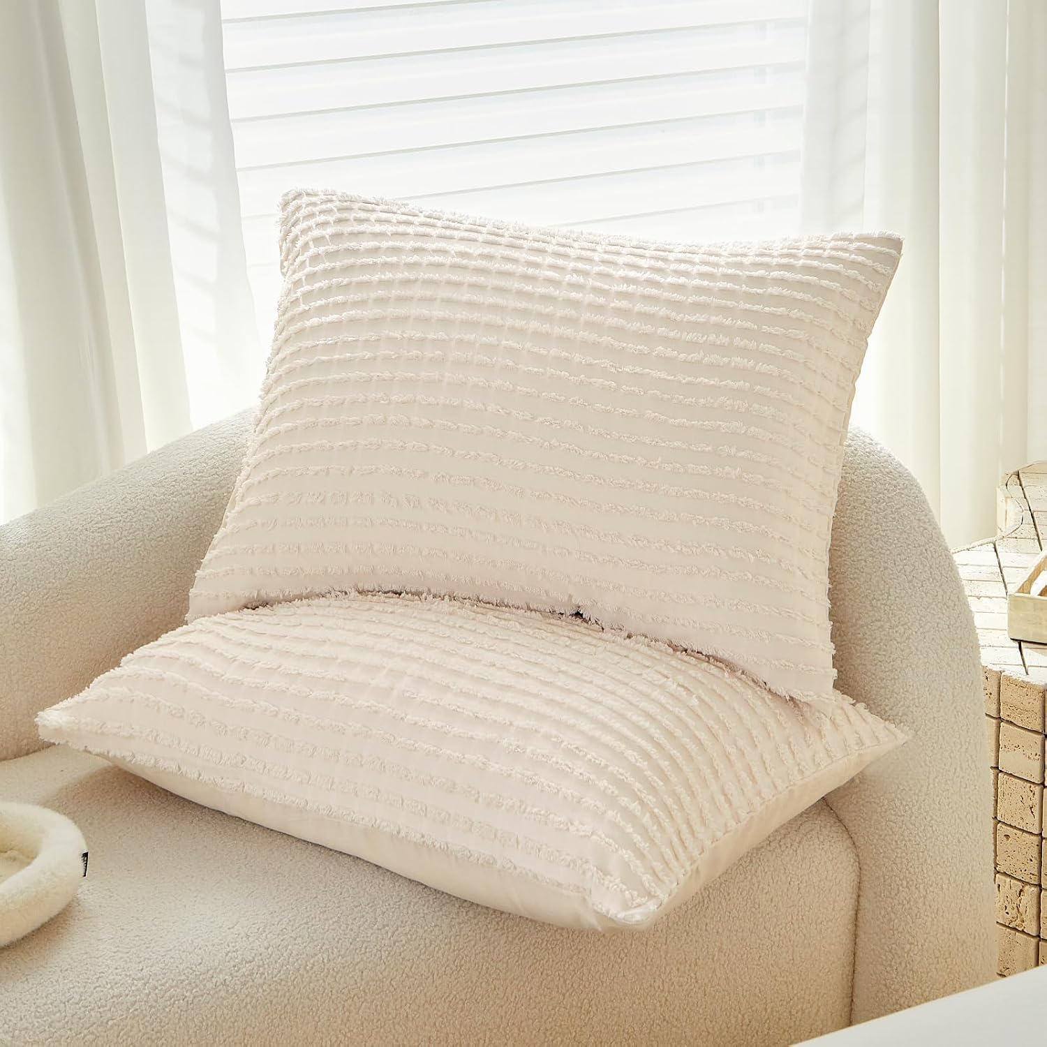 Warmdern Beige Pillow Covers King Pillow Cases Soft Microfiber Pillow Cases Set of 4 Boho Textured Pillowcase with Envelope Closure(Beige,…