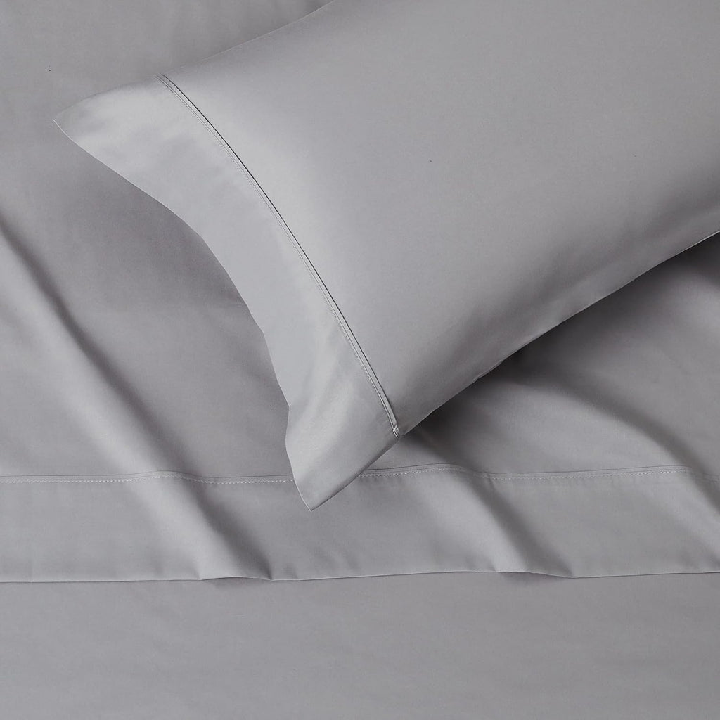 AmazonBasics Amazon Basics Lightweight Super Soft easy maintenance Wrinkle-Free Breathable Brushed Microfiber 3-Piece Bed Sheet Set with…