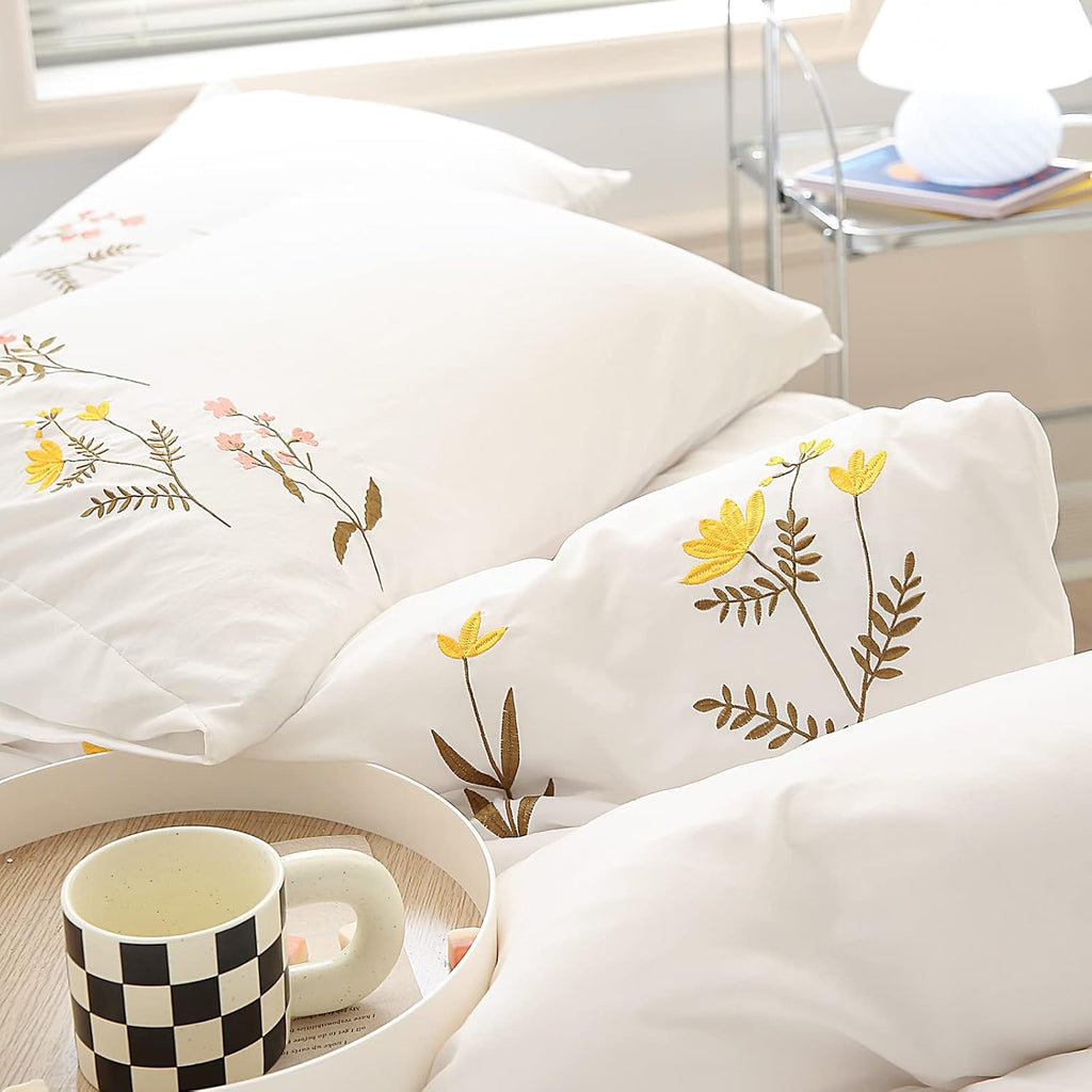 Moveover Move Over White Flower Pillow Cases Set of 2 Embroidery Flower Pillowcases King Size White Pastoral Pillow Covers Soft Washed Micr…