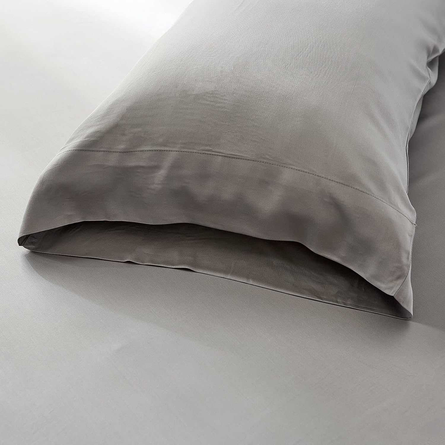 Simple&Opulence Cooling Pillowcase King Size Set of 2, 100% Viscose from Bamboo Pillow Cover with Envelope Closure, Silky Br…