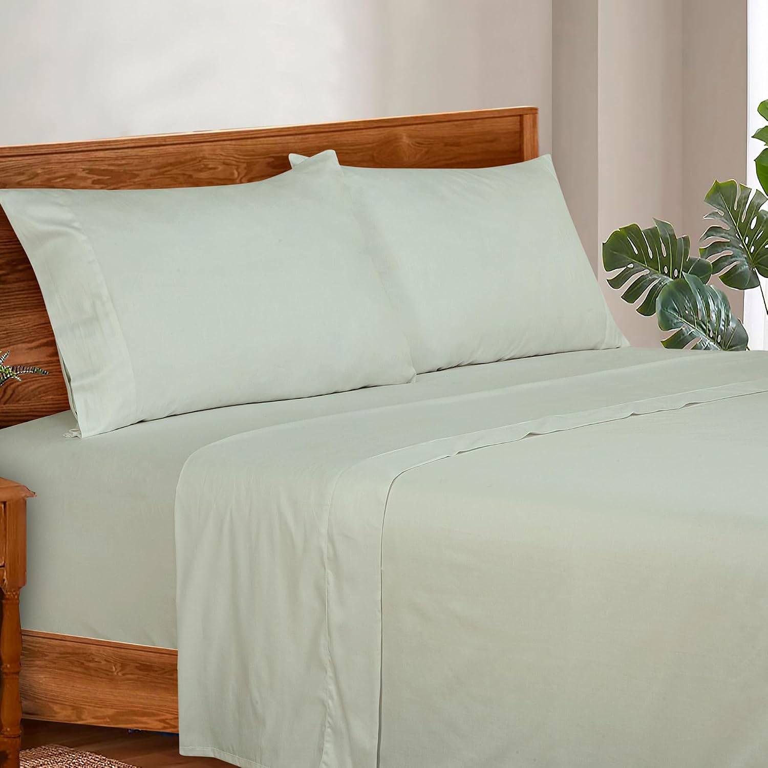 Royalelinens ROYALE LINENS 300 Thread Count 100% Long Staple Combed Cotton Sheet Set - 4 Piece King Bed Sheets - 1 Fitted, 1 Flat & 2 Pillo…
