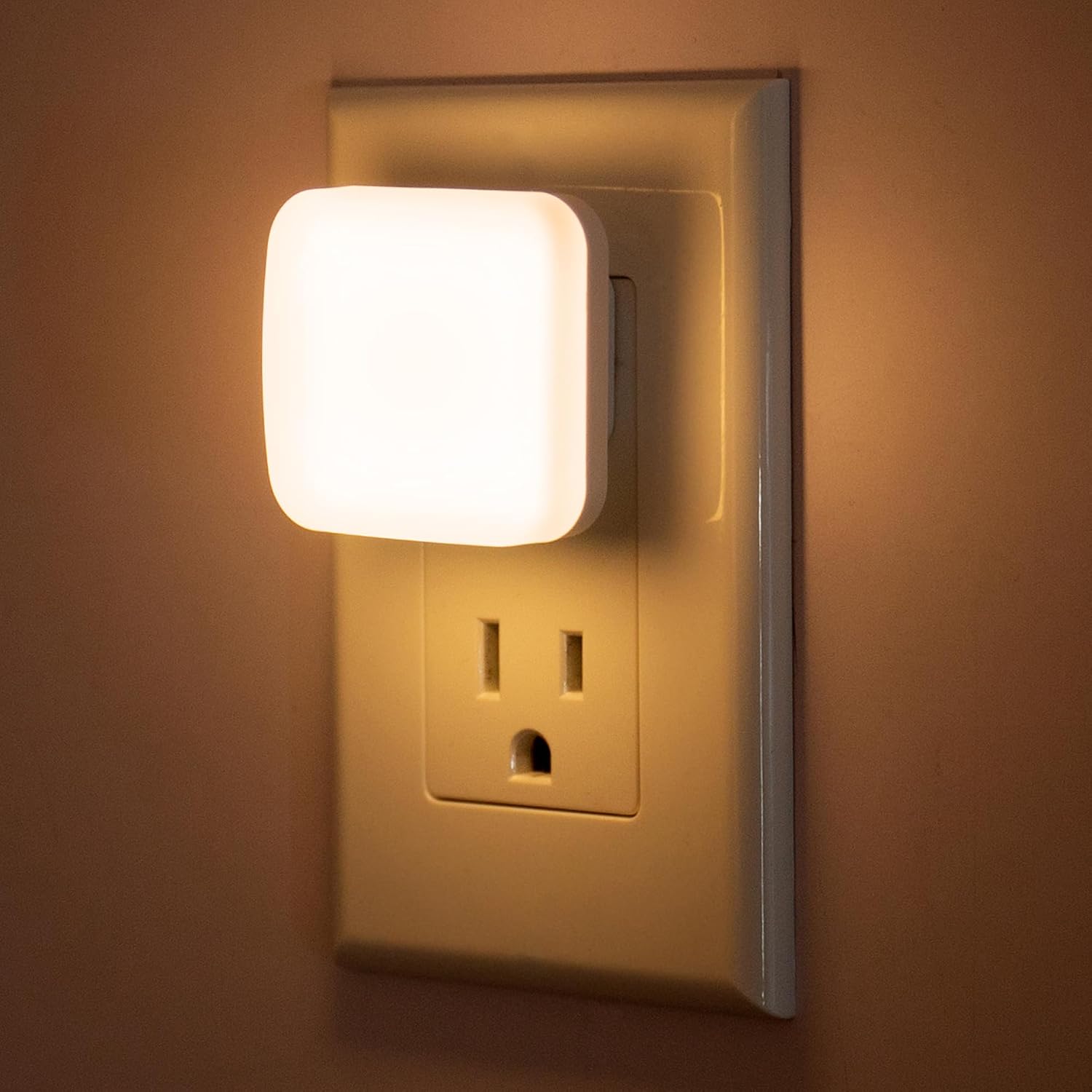 LED Night Light Plug into Wall, 2 Pack, Nightlights With Light Sensor Dusk to Dawn, 0.3W Square Plug in Night Lights for Kids, 3000K Warm…
