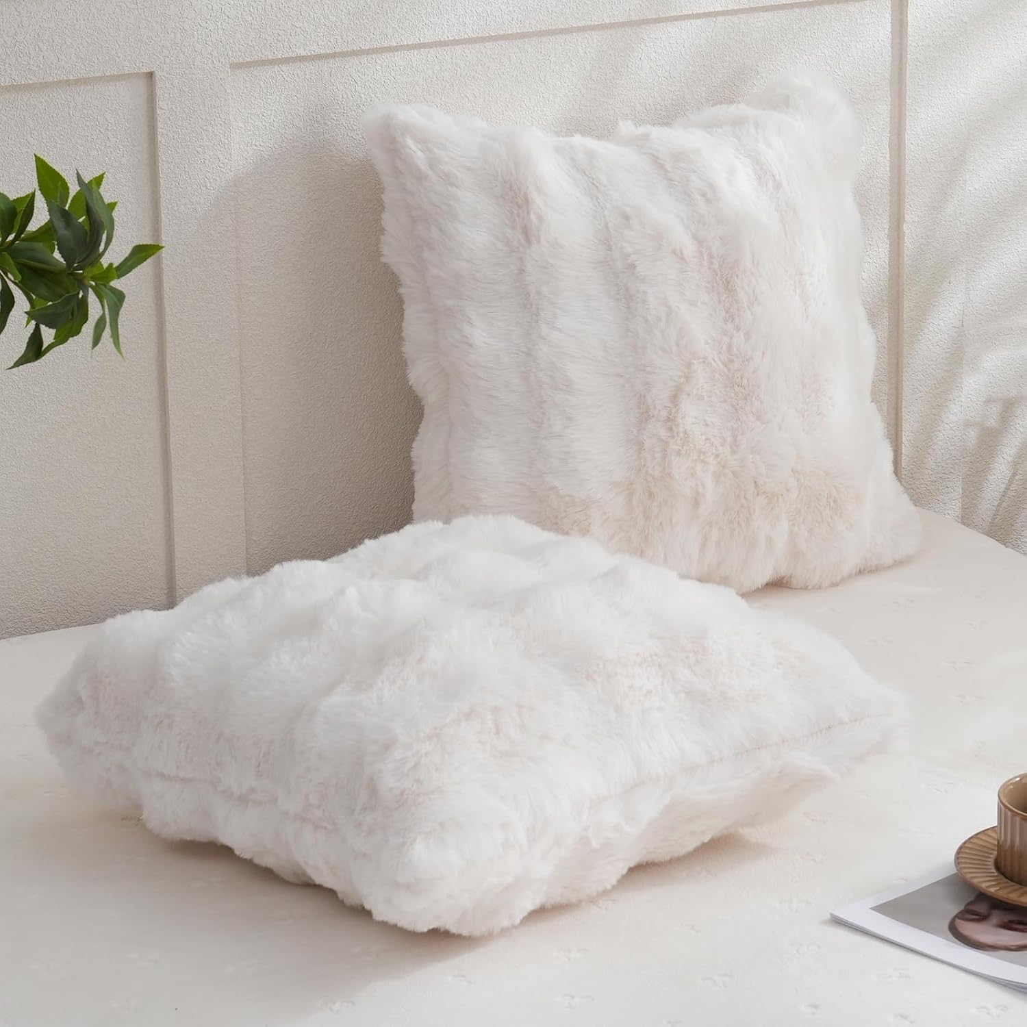 Chumerry Faux Fur White Throw Pillow Cover Ultra Furry Fuzzy Couch Pillow Case Cream White Cushion Cover Room Decor Decorative Pillowcase 1…