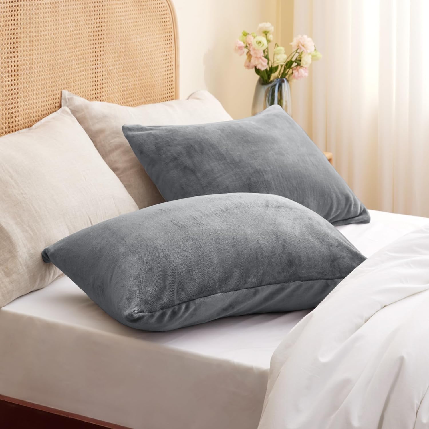 Bedelite Flannel King Size Pillow Cases Set of 2, Super Soft Fleece Pillowcases with Zipper for Bedroom, Sofa, Couch, Luxury Cozy Fuzzy Velv…