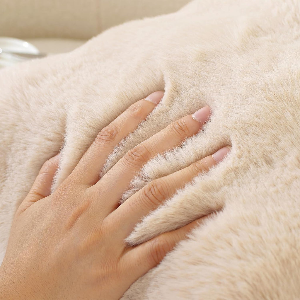 Chumerry Faux Fur White Throw Pillow Cover Ultra Furry Fuzzy Couch Pillow Case Cream White Cushion Cover Room Decor Decorative Pillowcase 1…
