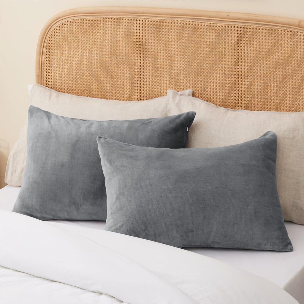 Bedelite Flannel King Size Pillow Cases Set of 2, Super Soft Fleece Pillowcases with Zipper for Bedroom, Sofa, Couch, Luxury Cozy Fuzzy Velv…