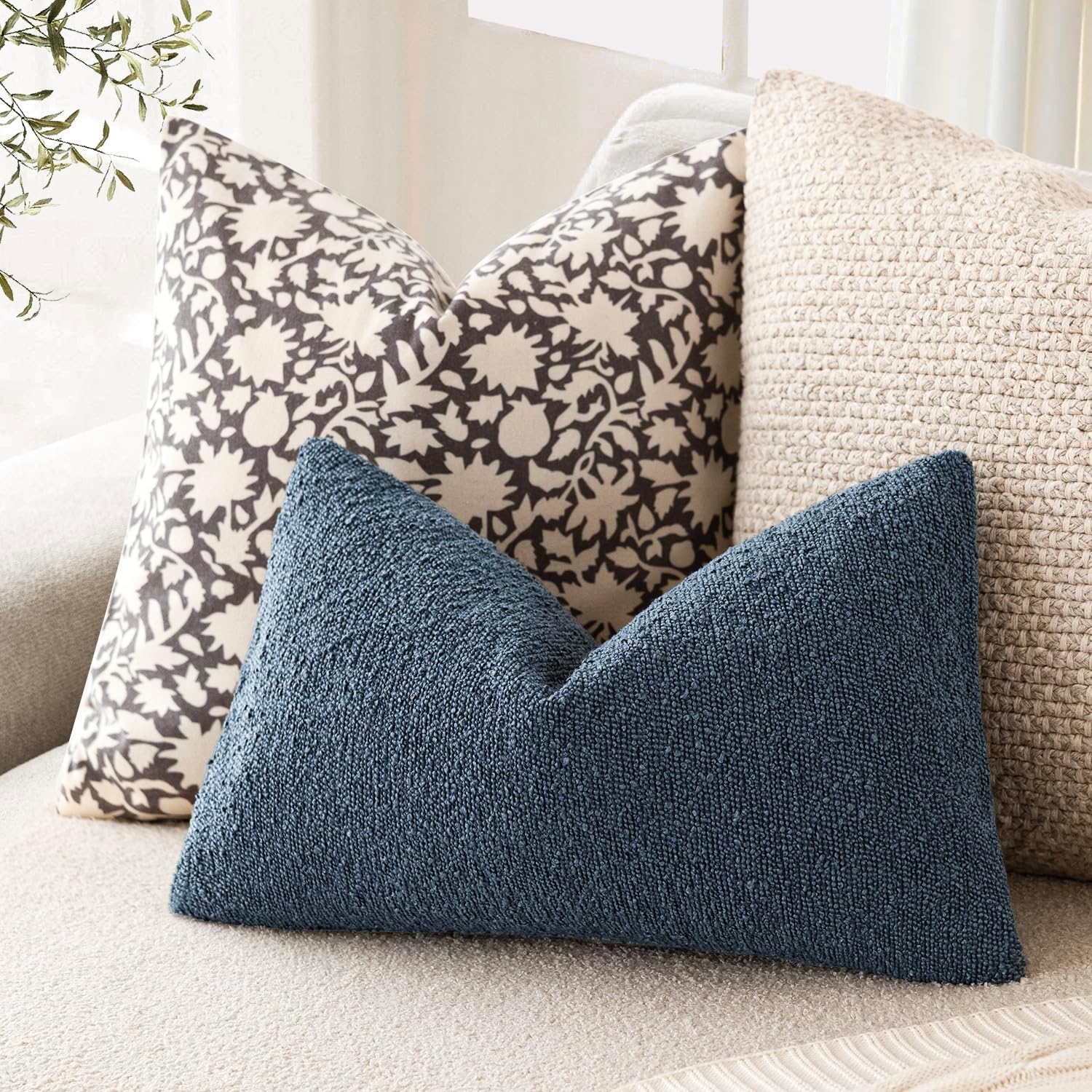 Foindtower Decorative Textured Boucle Throw Pillow Covers Accent Solid Lumbar Pillow Cases Soft Cozy Couch Cushion Case for Chair Sofa…