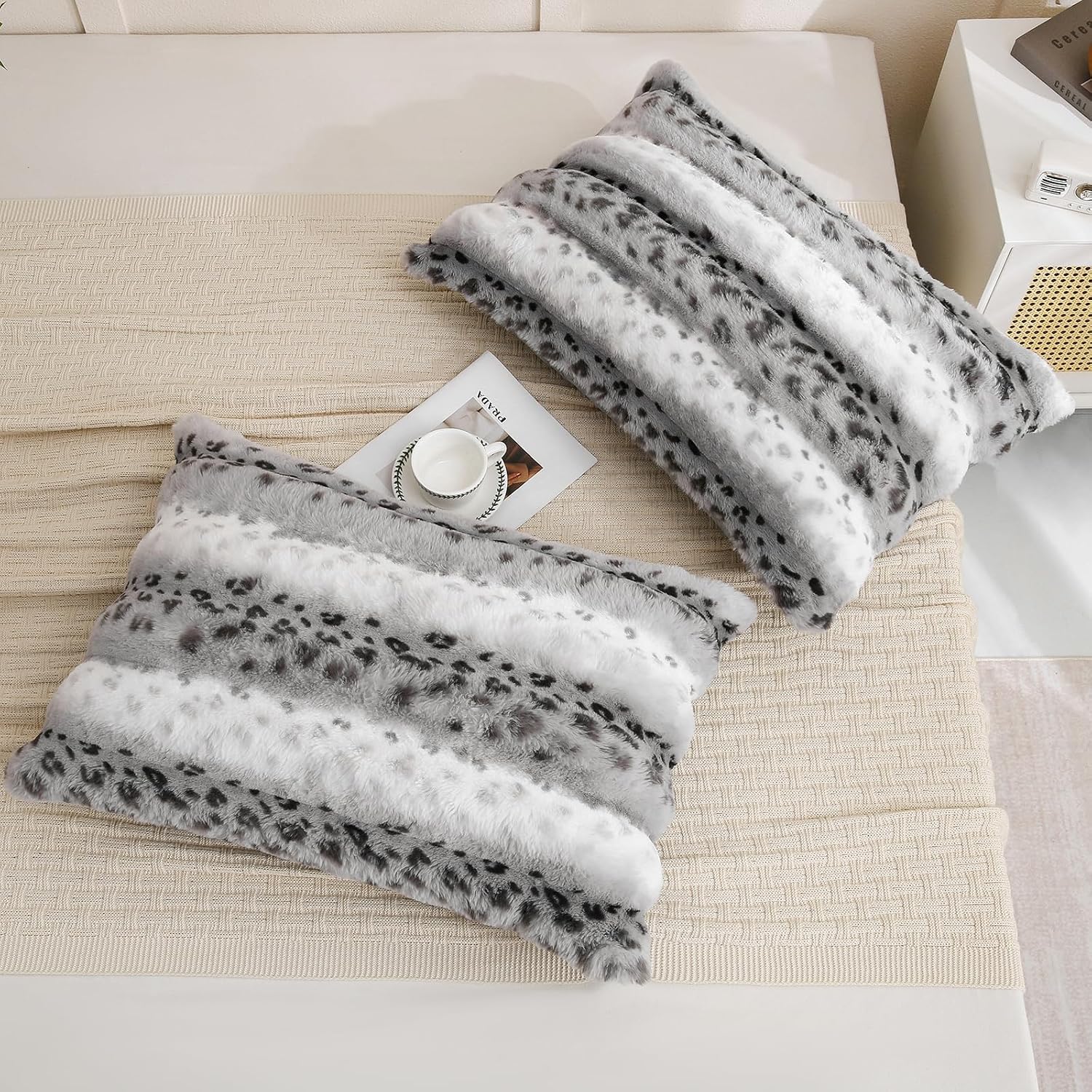 Chumerry Fuzzy Faux Fur Pillow Case Plush Shaggy Pillow Cover Plaid Check Texture Extra Soft Fluffy Faux Rabbit Fur Fabric Gray Decorative…