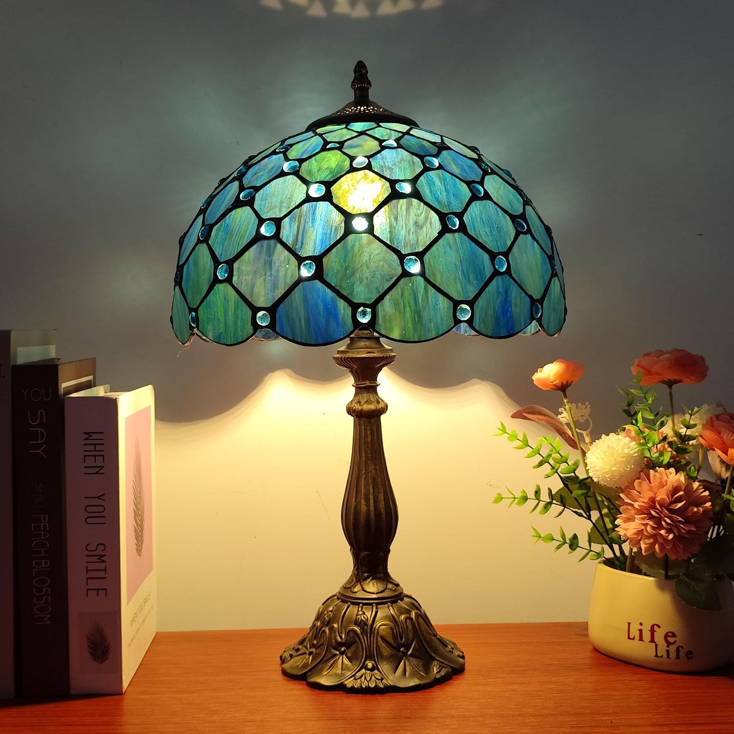 Tiffany Table Lamp Stained Glass Antique Bedside Nightstand Lamp Blue Pearl Style Small Antique Desk Light for Bedroom Living Room Home…