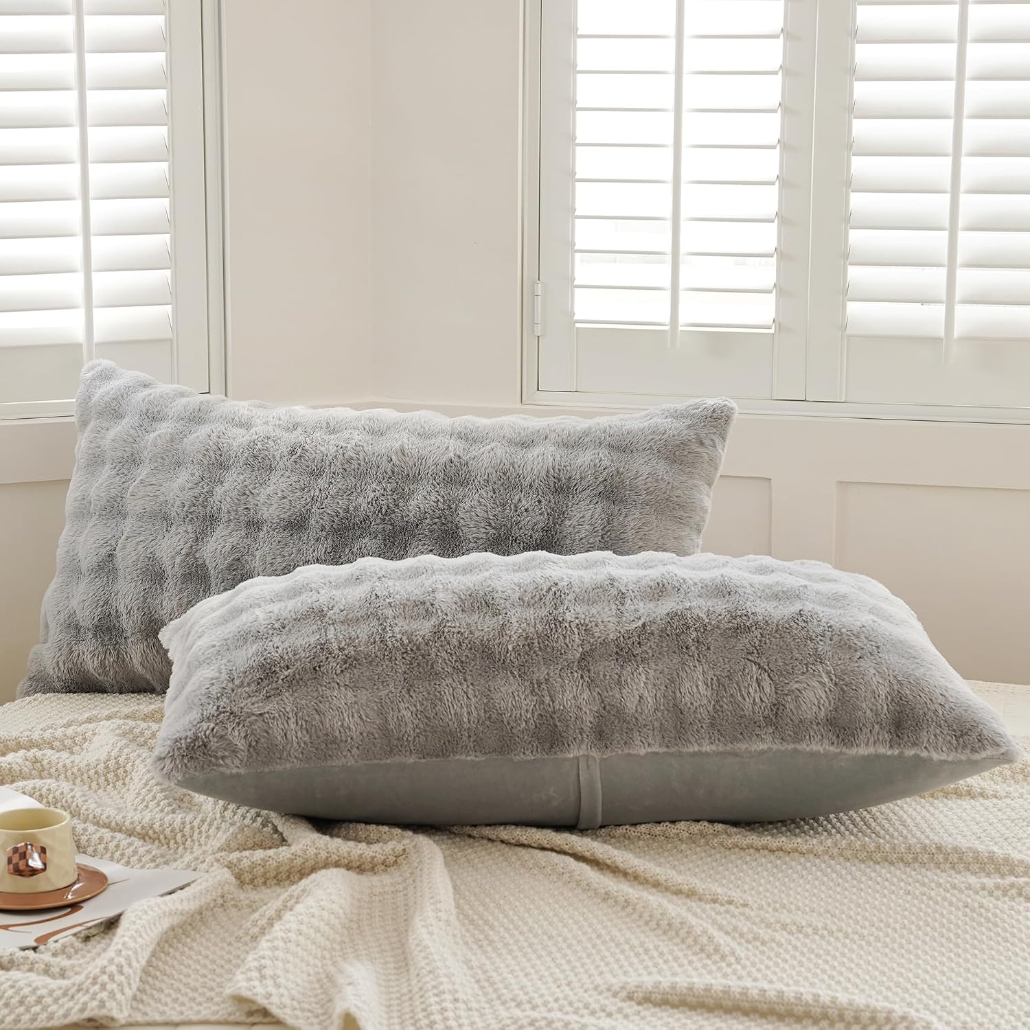Uhamho Set of 2 Faux Fur Pillowcases, Luxury Bubble Waffle Carved Plush Standard Size Pillow Shams Soft and Furry, Zipper Closure (Gray, 20…