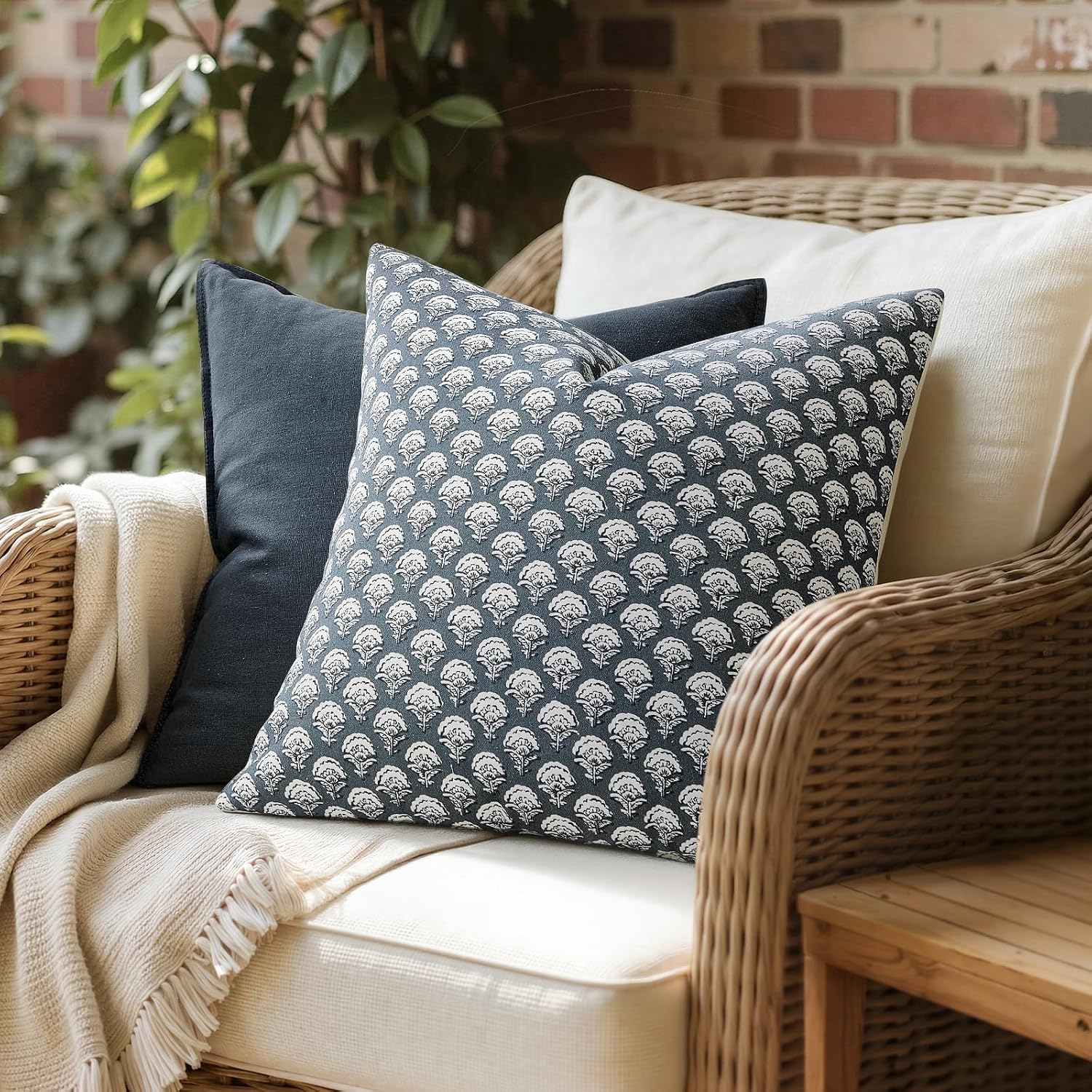 MIULEE Set of 2 Decorative Floral Pillow Covers Neutral Vintage Throw Pillows Block Print Boho Farmhouse Cushion Covers for Modern Spring…