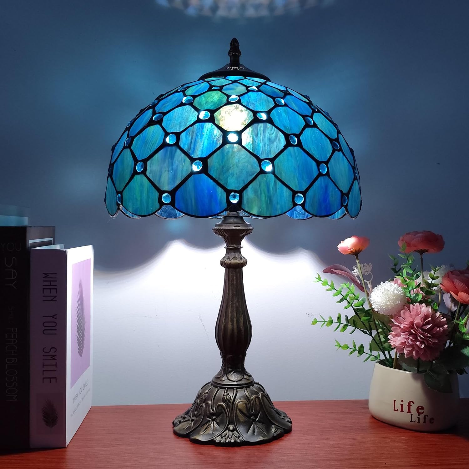 Tiffany Table Lamp Stained Glass Antique Bedside Nightstand Lamp Blue Pearl Style Small Antique Desk Light for Bedroom Living Room Home…