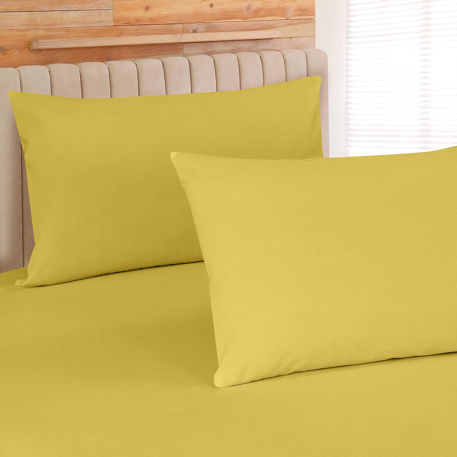 Royalelinens ROYALE LINENS 300 Thread Count 100% Long Staple Combed Cotton Sheet Set - 4 Piece Queen Bed Sheets - 1 Fitted, 1 Flat & 2 Pill…