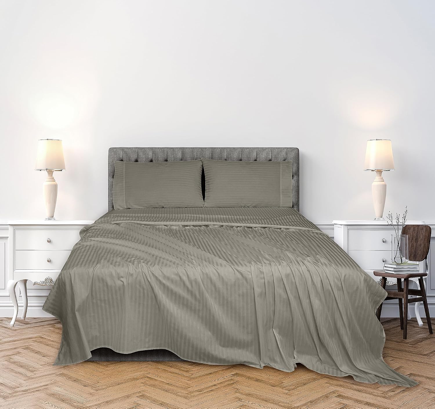 Royalelinens ROYALE LINENS 300 Thread Count 100% Long Staple Combed Cotton Printed Sheet Set - 4 Piece Queen Bed Sheets - 1 Fitted, 1 Flat…
