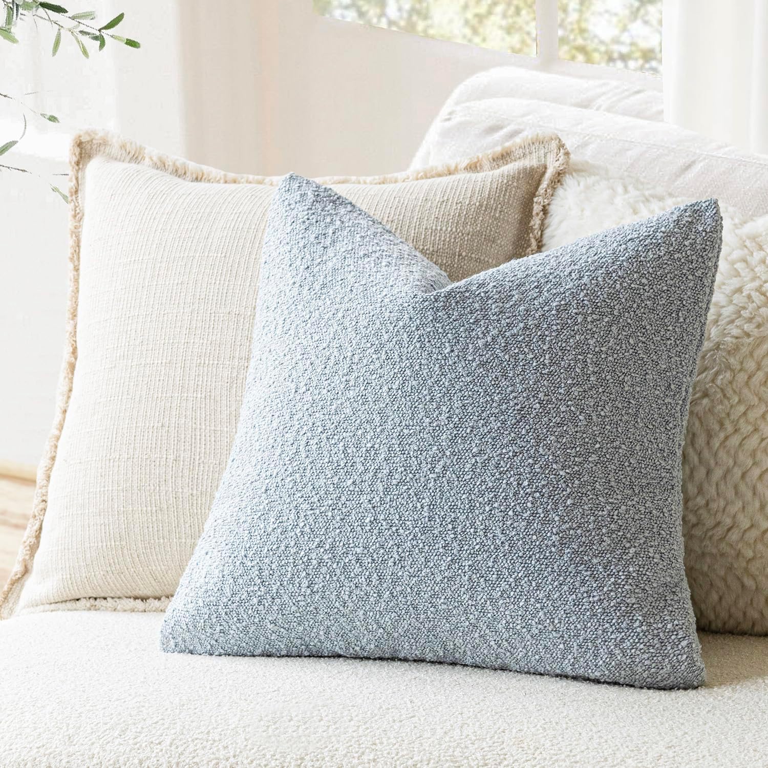 Foindtower Modern Textured Boucle Throw Pillow Covers Accent Solid Decorative Pillow Cases Cozy Woven Couch Cushion Case for Chair Sofa…