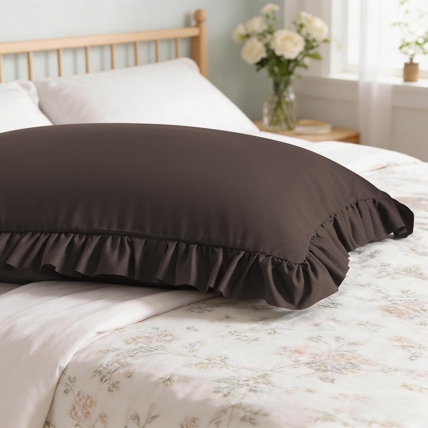 Aerlomi Ruffled Pillowcases, Standard Pillow Shams 20x26 Set of 2, Brushed Microfiber with Envelope Closure, Soft Wrinkle-Resistant,…
