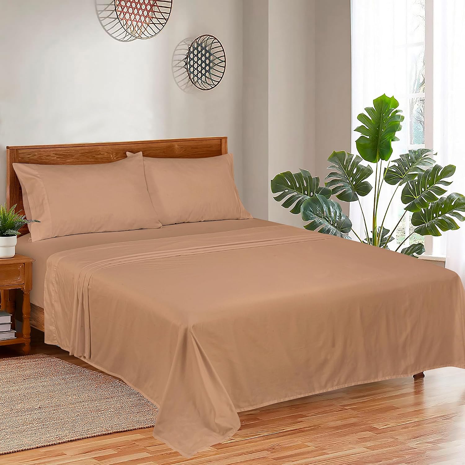 Royalelinens ROYALE LINENS 300 Thread Count 100% Long Staple Combed Cotton Sheet Set - 4 Piece Queen Bed Sheets - 1 Fitted, 1 Flat & 2 Pill…