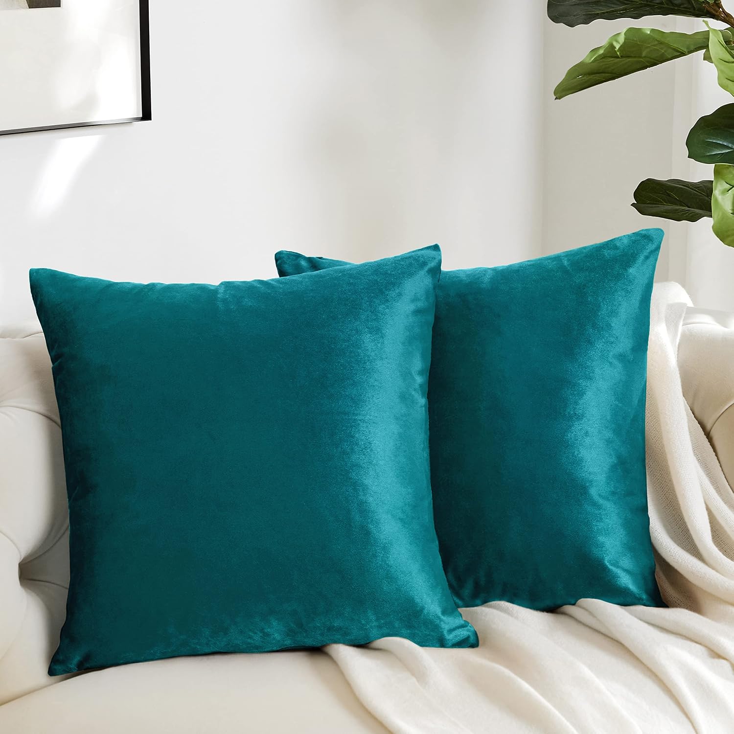 GIGIZAZAFocusingonhomedecoration GIGIZAZA Décor Throw Couch Pillow Covers Set of 2, Sofa Cushion Teal Peacock Green Pillow Covers, Velvet Pil…