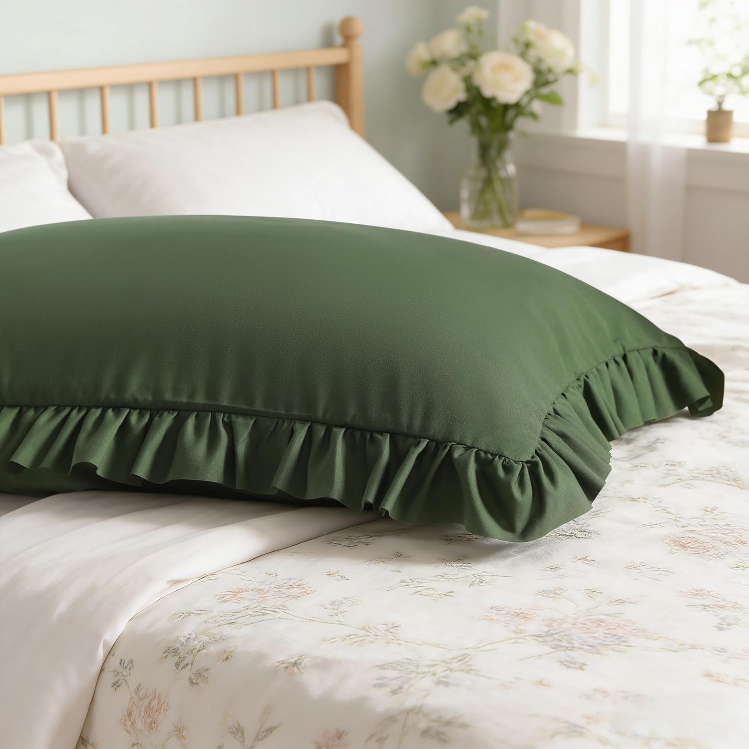 Aerlomi Ruffled Pillowcases, Queen Pillow Shams 20x30 Set of 2, Brushed Microfiber with Envelope Closure, Soft Wrinkle-Resistant, Ol…