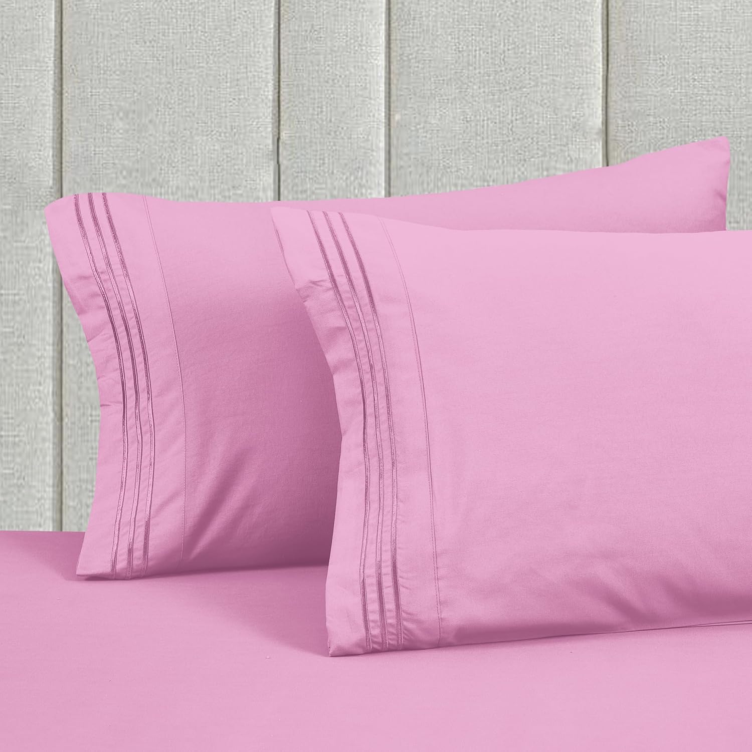 MocassiLuxuryBedding Mocassi Twin XL Size 4-Piece Bed Sheet Set - 1800 Hotel Quality Microfiber 18-24 Inches Extra Deep Pocket Fitted Sheet…