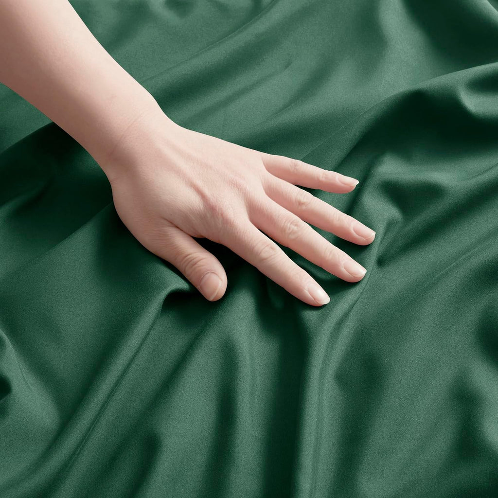 Nestl Microfiber Queen Pillowcase Set of 2, Hunter Green, Soft, Envelope Closure, 20x30 Inches cotton Green