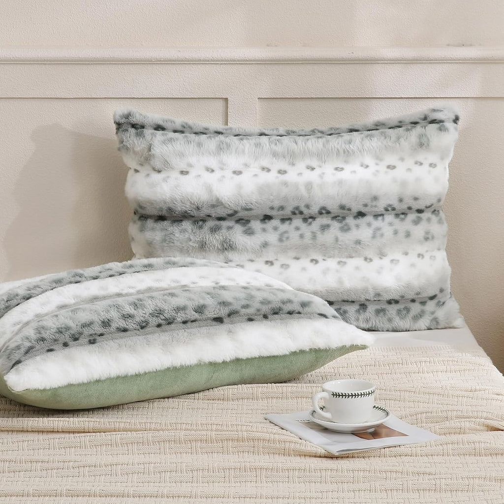 Chumerry Fuzzy Faux Fur Pillow Case Plush Shaggy Pillow Cover Plaid Check Texture Extra Soft Fluffy Faux Rabbit Fur Fabric Green Decorative…