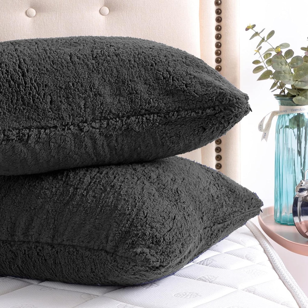 Reafort Ultra Soft Sherpa Pillowcases Set of 2 – Fluffy Cozy Fleece Standard 20" x 26", Warm Plush Covers with Smooth Zipper, Machine Washa…