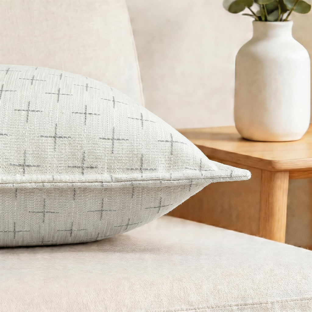 AVOINcolorlife AVOIN colorlife Pack of 2 Decorative Throw Pillow Covers 18x18 Inch, Flange Edges Woven Textured Cushion Case Home Decor for…