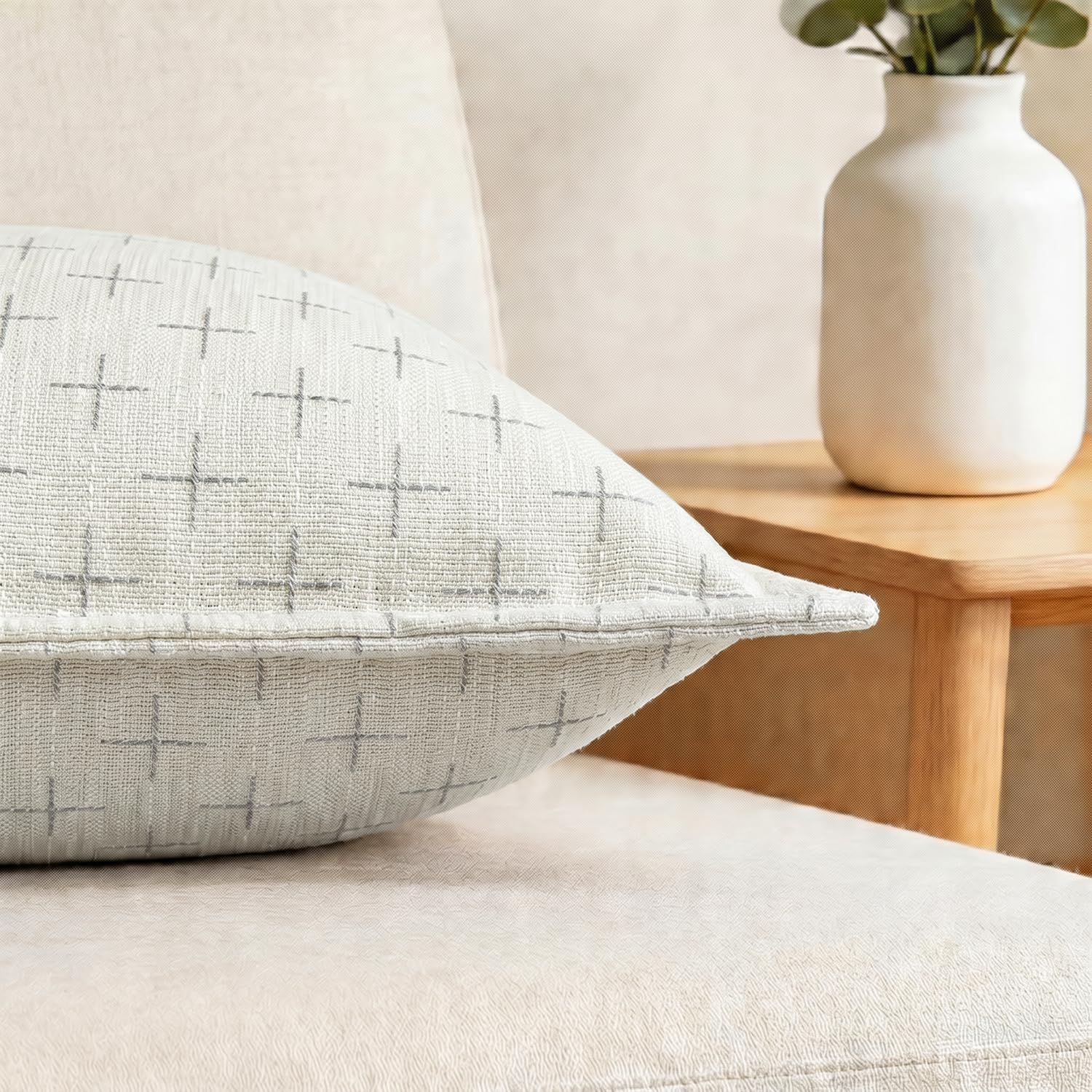 AVOINcolorlife AVOIN colorlife Pack of 2 Decorative Throw Pillow Covers 18x18 Inch, Flange Edges Woven Textured Cushion Case Home Decor for…