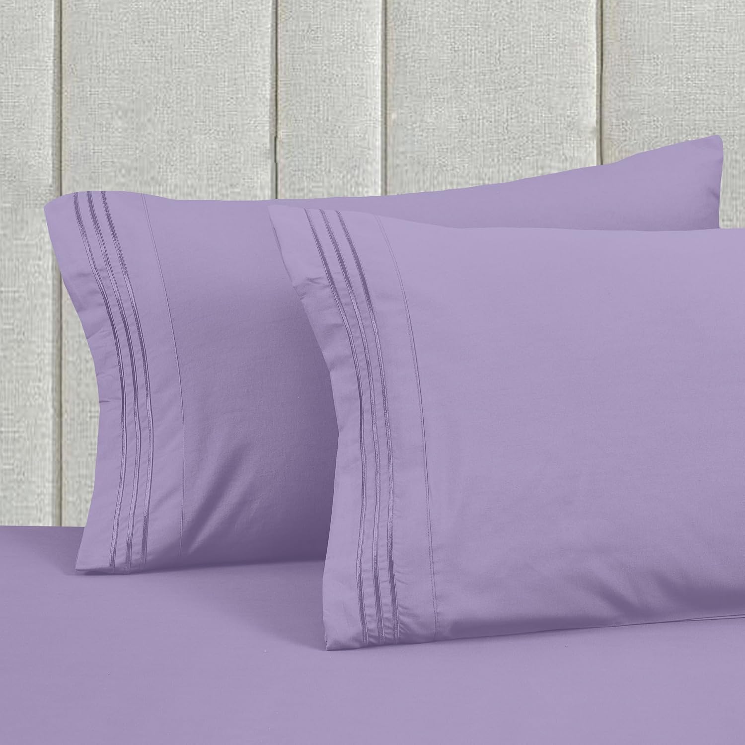 MocassiLuxuryBedding Mocassi Twin XL Size 4-Piece Bed Sheet Set - 1800 Hotel Quality Microfiber 18-24 Inches Extra Deep Pocket Fitted Sheet…