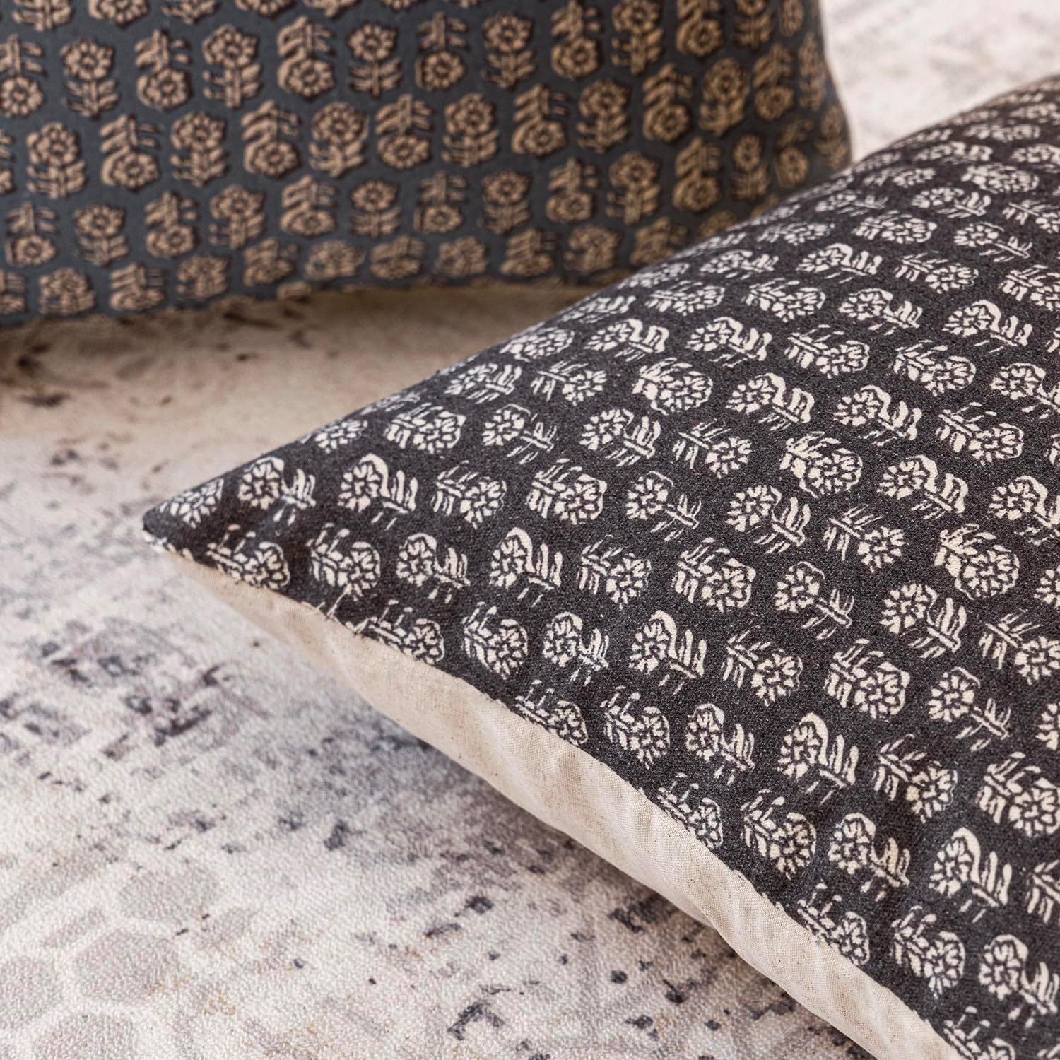 Foindtower Set of 2 Decorative Vintage Floral Print Throw Pillow Covers Neutral Modern Farmhouse Cushion Covers Boho Home Decor for Sofa…