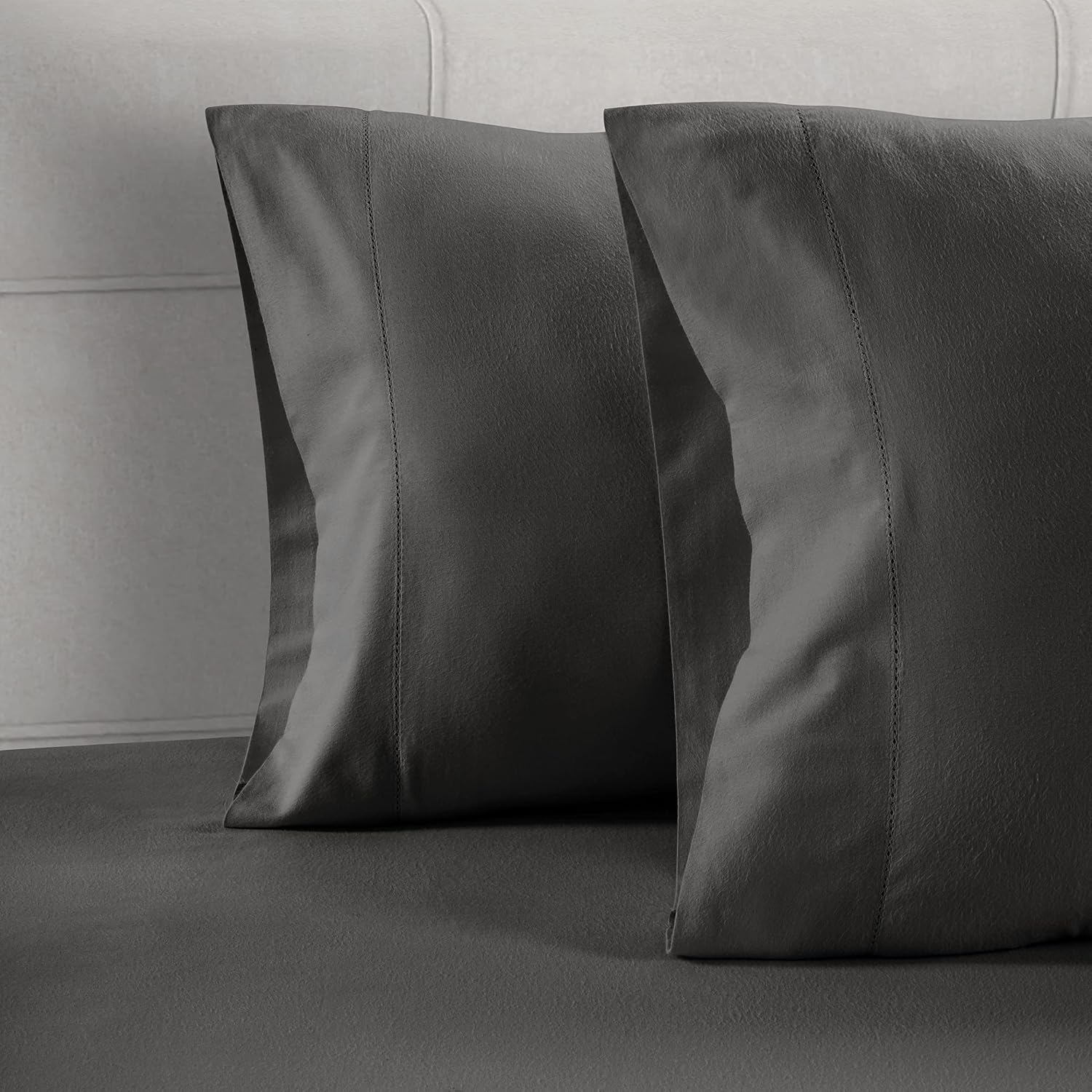 LaneLinen LANE LINEN Pillows Queen Size Set of 2 Soft 100% Egyptian Cotton Cool & Smooth Pillow Cases - Charcoal Cotton