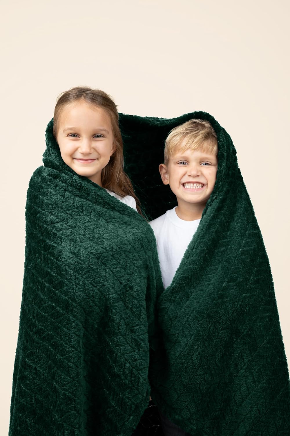 EverSnug Travel Blanket & Pillow 68x42 - Premium Ultra-Soft Microfleece 2 in 1 Compact & Packable Flight Blanket with Soft Bag…