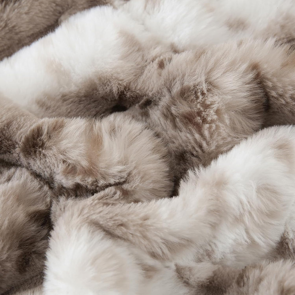 Chumerry Fuzzy Faux Fur Pillow Case Plush Shaggy Pillow Cover Plaid Check Texture Extra Soft Fluffy Faux Rabbit Fur Fabric Brown Decorative…