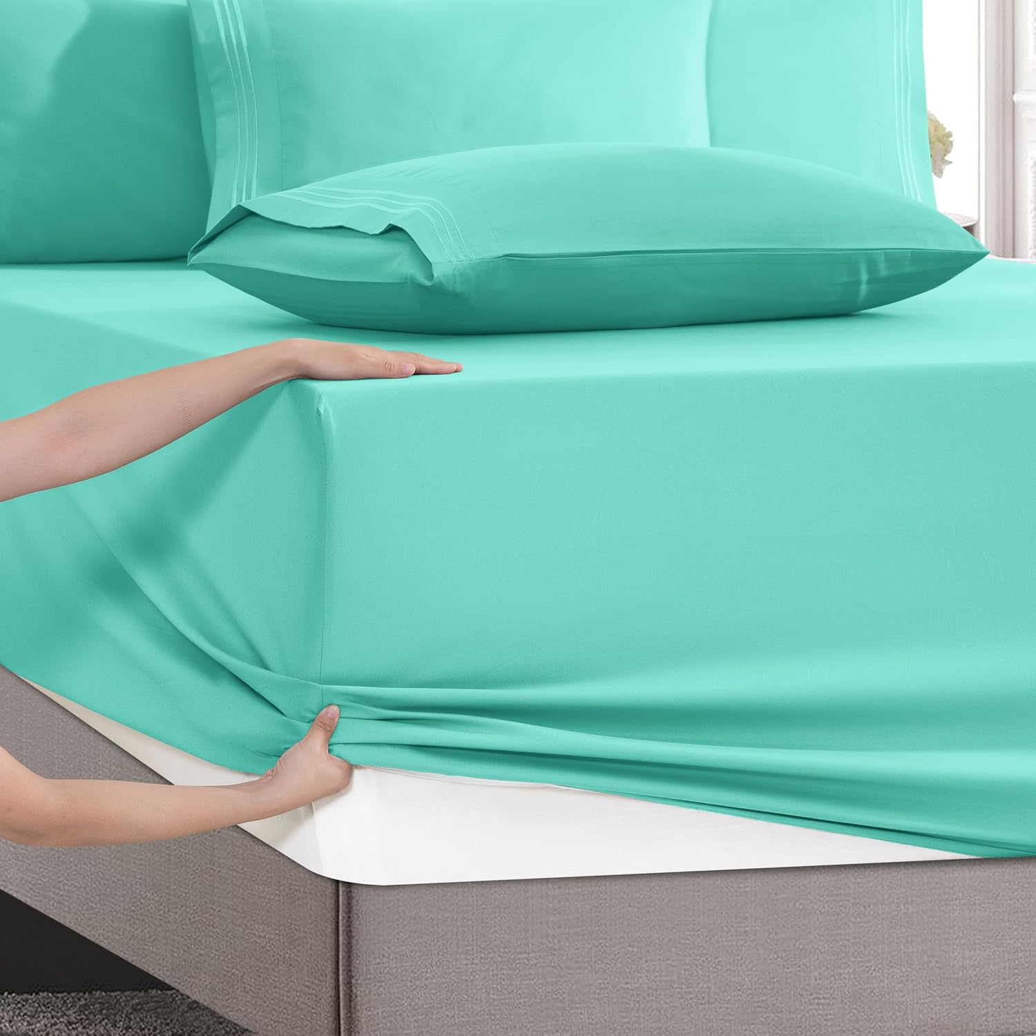 MocassiLuxuryBedding Mocassi Luxury 4-Piece Sheet Set, Ultra Soft 1800 Hotel Quality Microfiber Sheet Set, Fits Mattresses Up to 18 to 24 I…