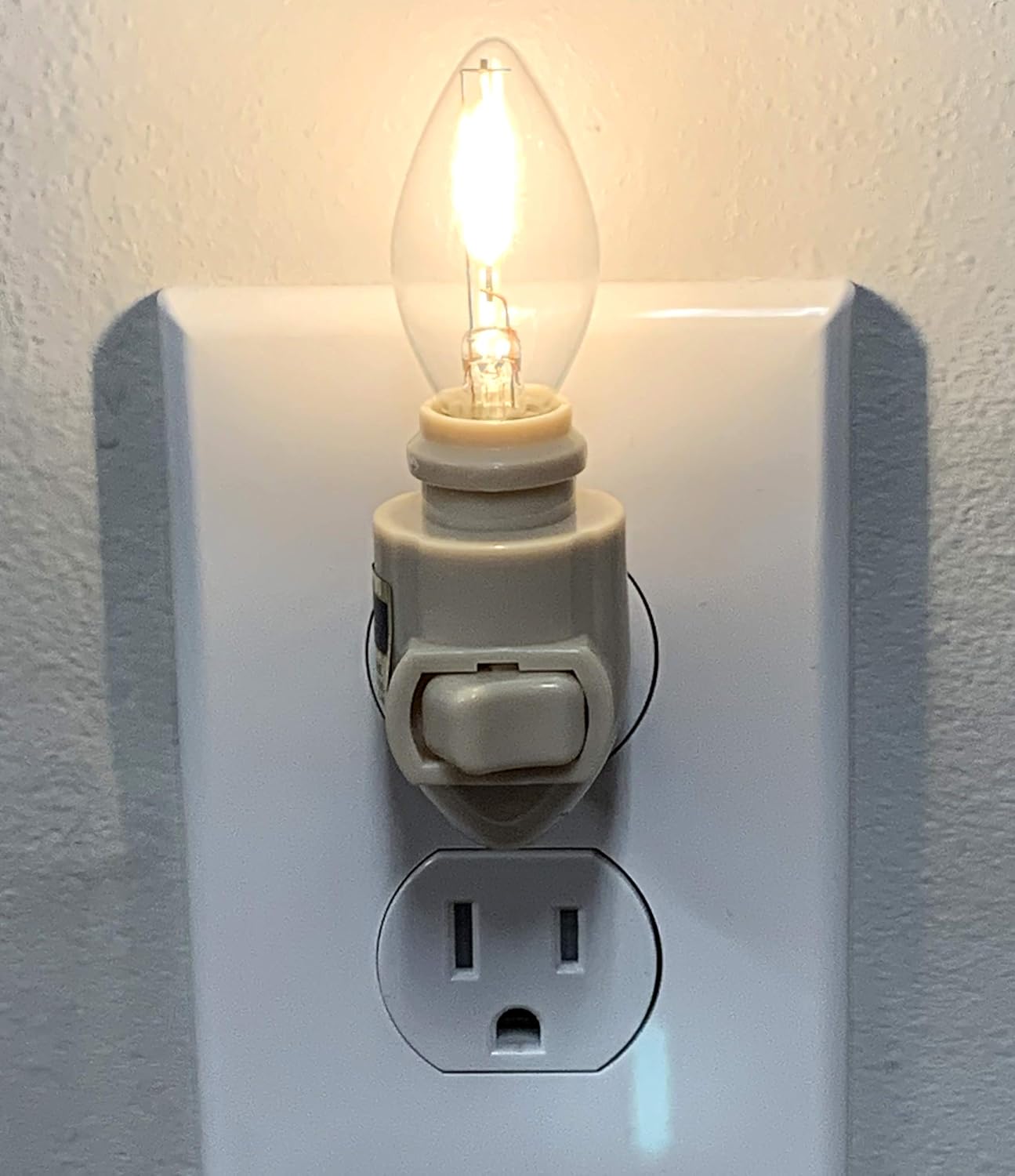 Creative Hobbies Plug in Night Light Module Includes 4 Bulbs and 4 Metal Clips, Great for Making Your Own Decorative Night Lights, Pack…