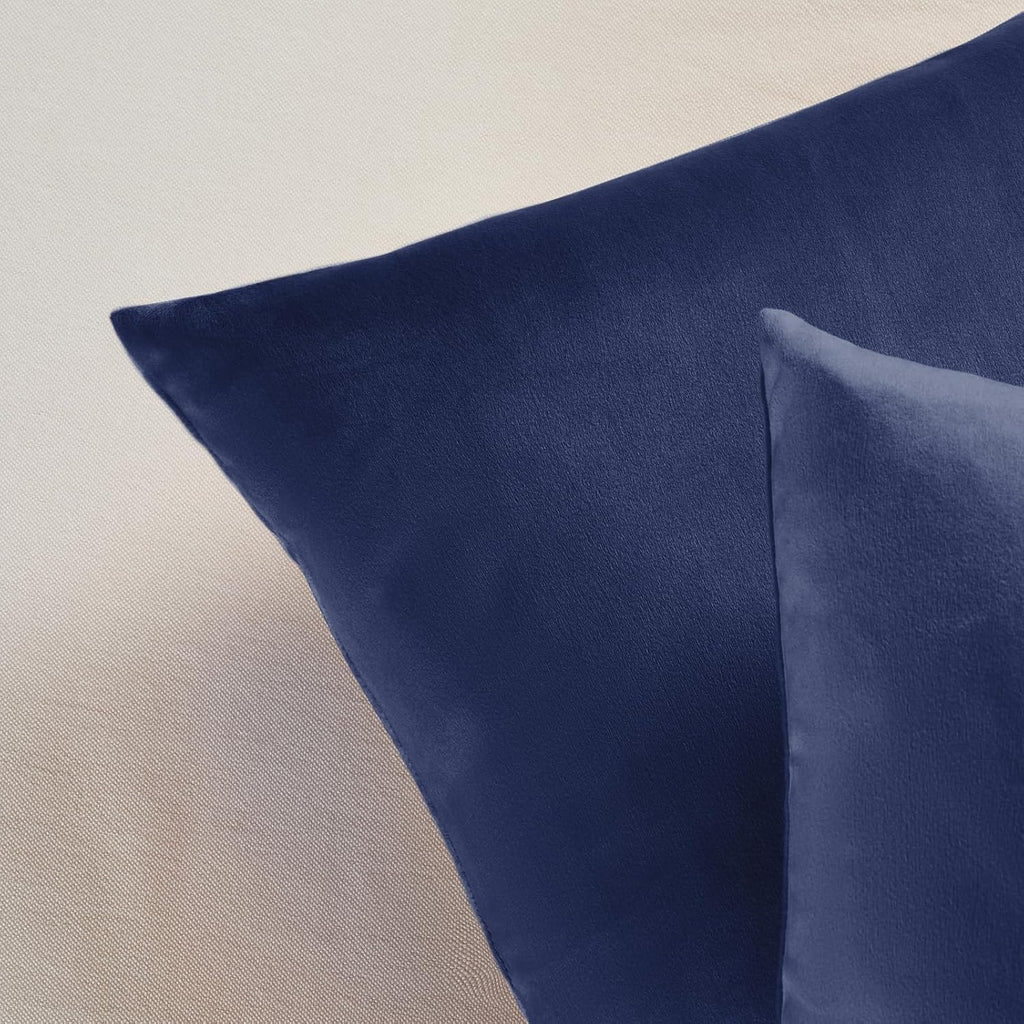 Edegen Navy Blue Velvet Throw Pillow Covers 20x20 Inch Pack of 2 Soft Decorative Square Cushion Covers Modern Luxury Home Decor for Sofa…