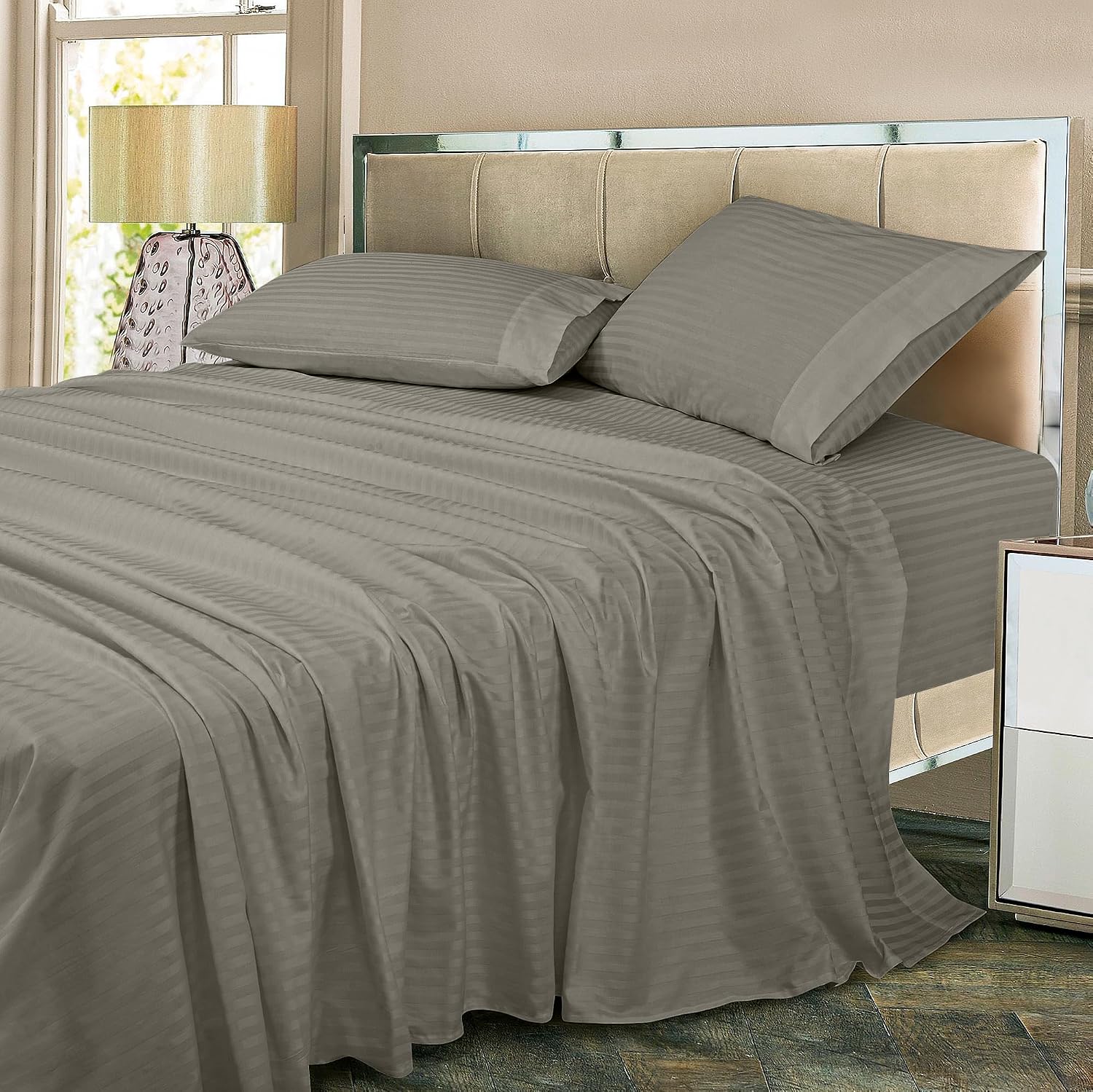 Royalelinens ROYALE LINENS 300 Thread Count 100% Long Staple Combed Cotton Printed Sheet Set - 4 Piece Queen Bed Sheets - 1 Fitted, 1 Flat…