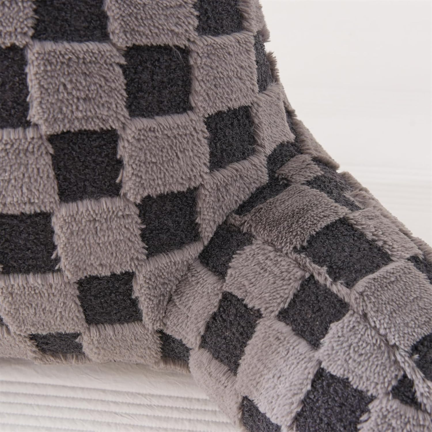 Aimuan Checkered Reading Pillow Bed Rest Wedge Backrest Checkerboard Pillow with Arms Back Support for Sitting Up in Bed Cushion Incline…