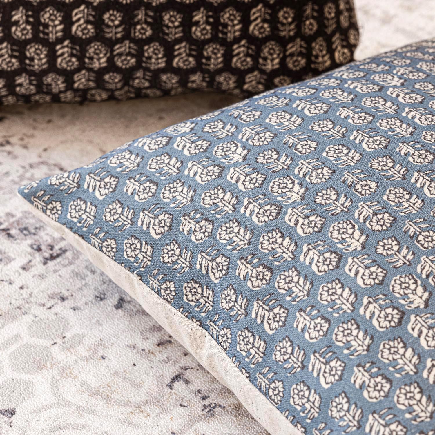 Foindtower Set of 2 Decorative Neutral Floral Print Throw Pillow Covers Vintage Accent Farmhouse Cushion Covers Boho Home Decor for Sofa…