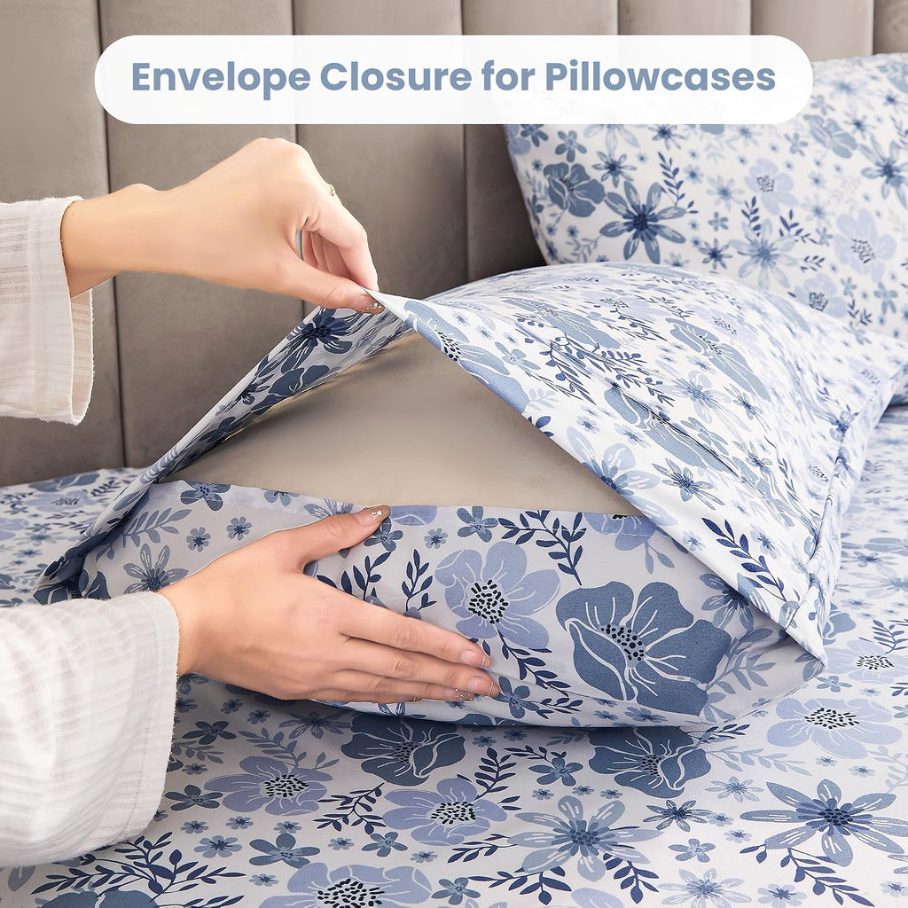 mooreeke Full Size Sheets Set - 4 Piece Soft Breathable Microfiber Bed Sheet Set - Blue & White Flower Pattern Sheet Set Full - Deep Pocket…