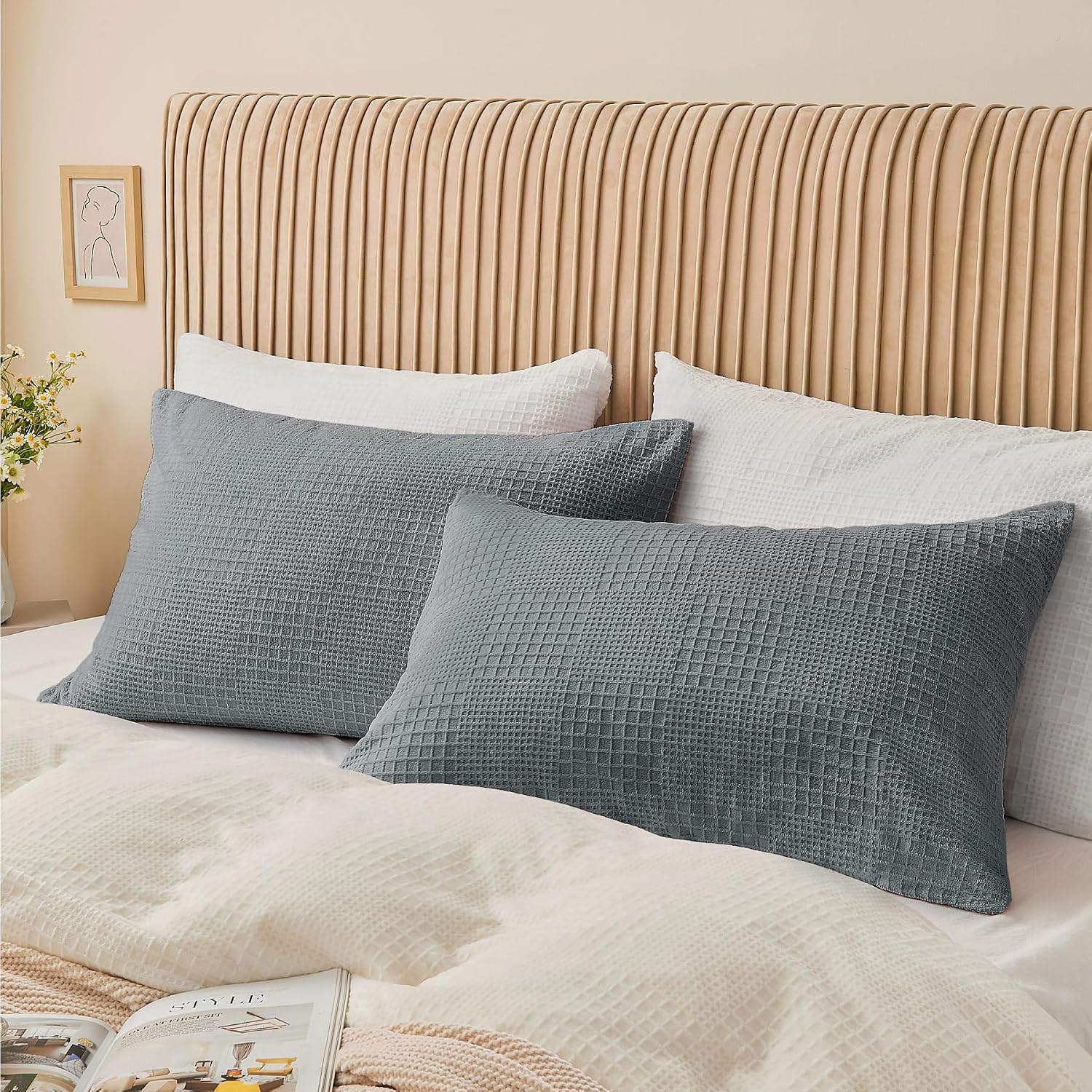 Bedelite Flannel Pillow Cases Queen Size Set of 2, Decorative Waffle Weave Fleece Pillowcasess with Zipper for Bedroom, Sofa, Luxury Cozy P…