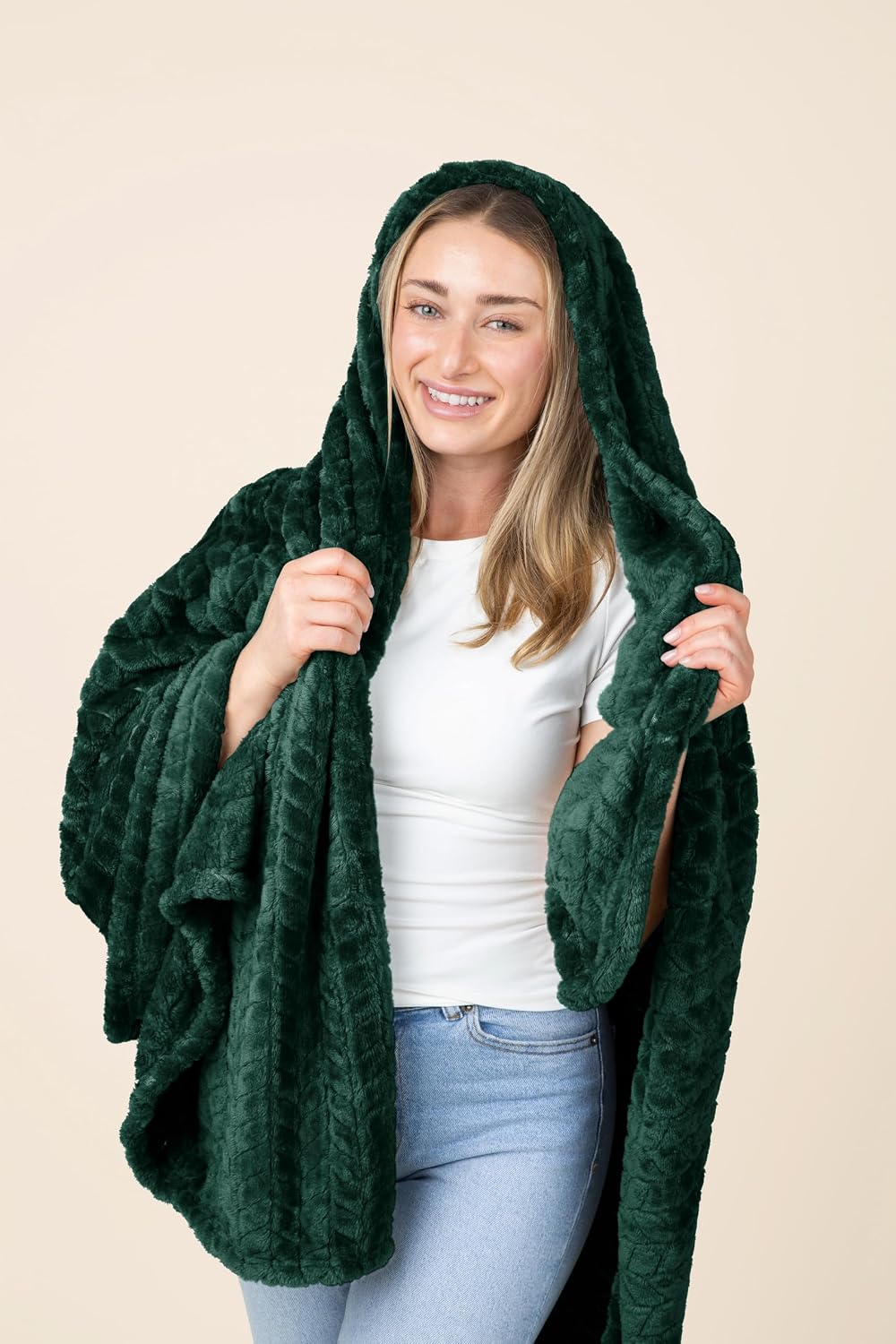EverSnug Travel Blanket & Pillow 68x42 - Premium Ultra-Soft Microfleece 2 in 1 Compact & Packable Flight Blanket with Soft Bag…