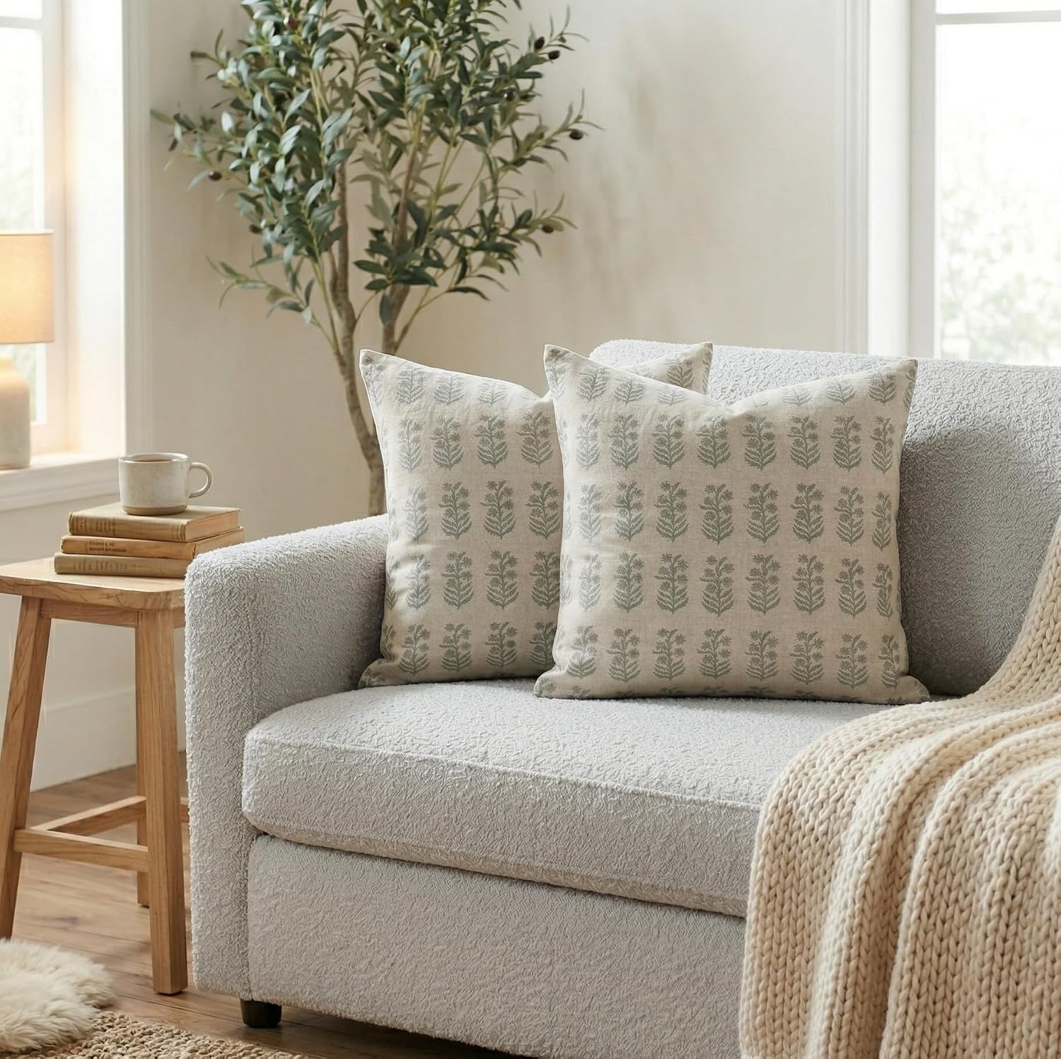 LineandLoop Linen Throw Pillow Covers 20x20 inch Soft Green Spring Decorative Pillow Covers for Living Room, Bedroom 2 inches Cotton Green