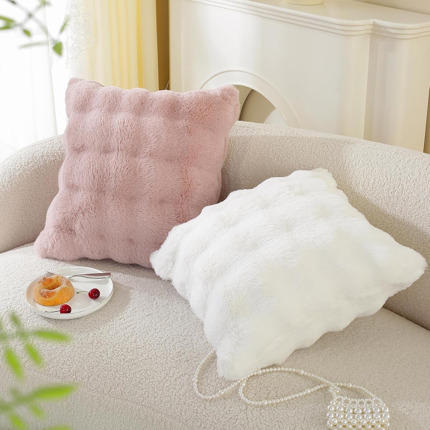 Chumerry Faux Fur White Throw Pillow Cover Ultra Furry Fuzzy Couch Pillow Case Cream White Cushion Cover Room Decor Decorative Pillowcase 1…
